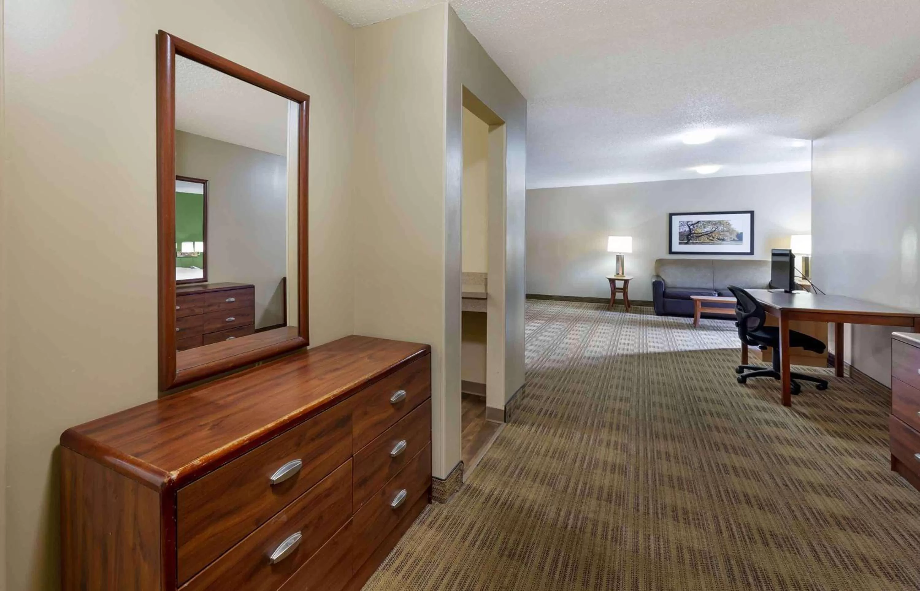Bedroom in Extended Stay America Suites - Cleveland - Great Northern Mall