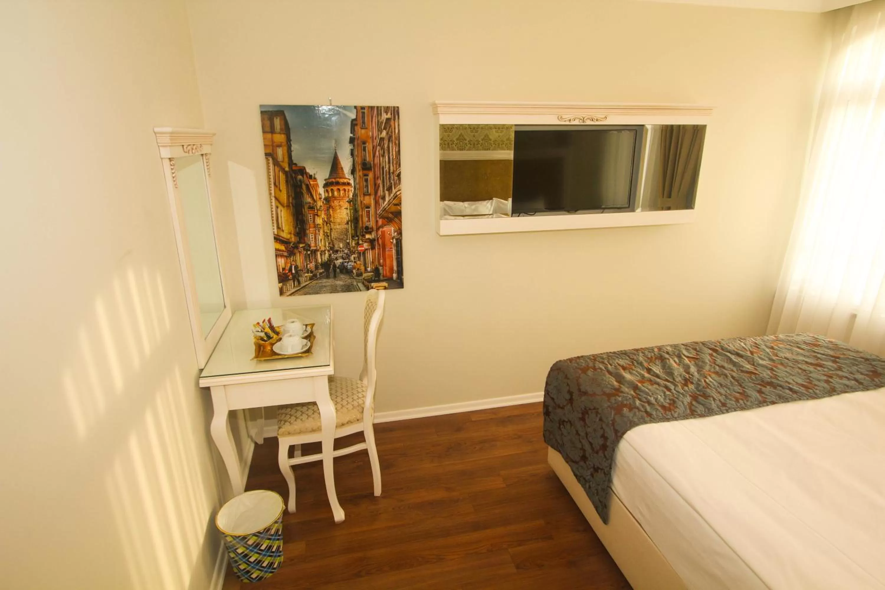 Photo of the whole room, Bed in Venue Hotel Istanbul Old City