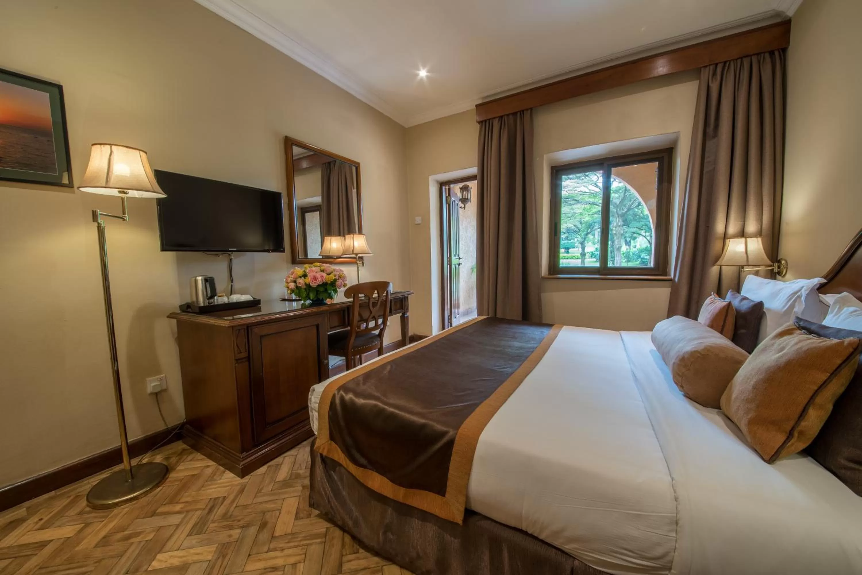 Photo of the whole room in Speke Hotel 1996 Ltd