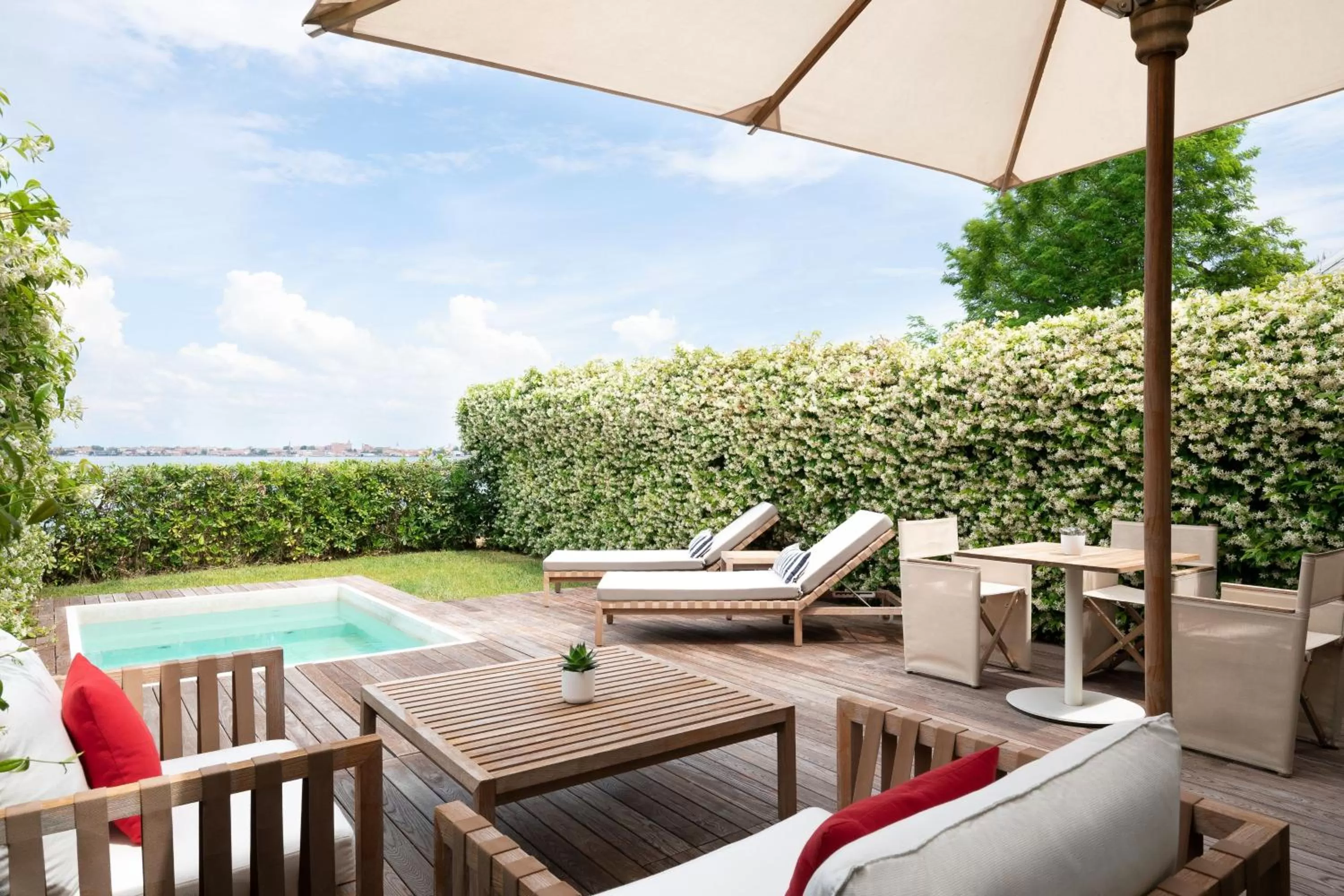 Swimming pool in JW Marriott Venice Resort & Spa