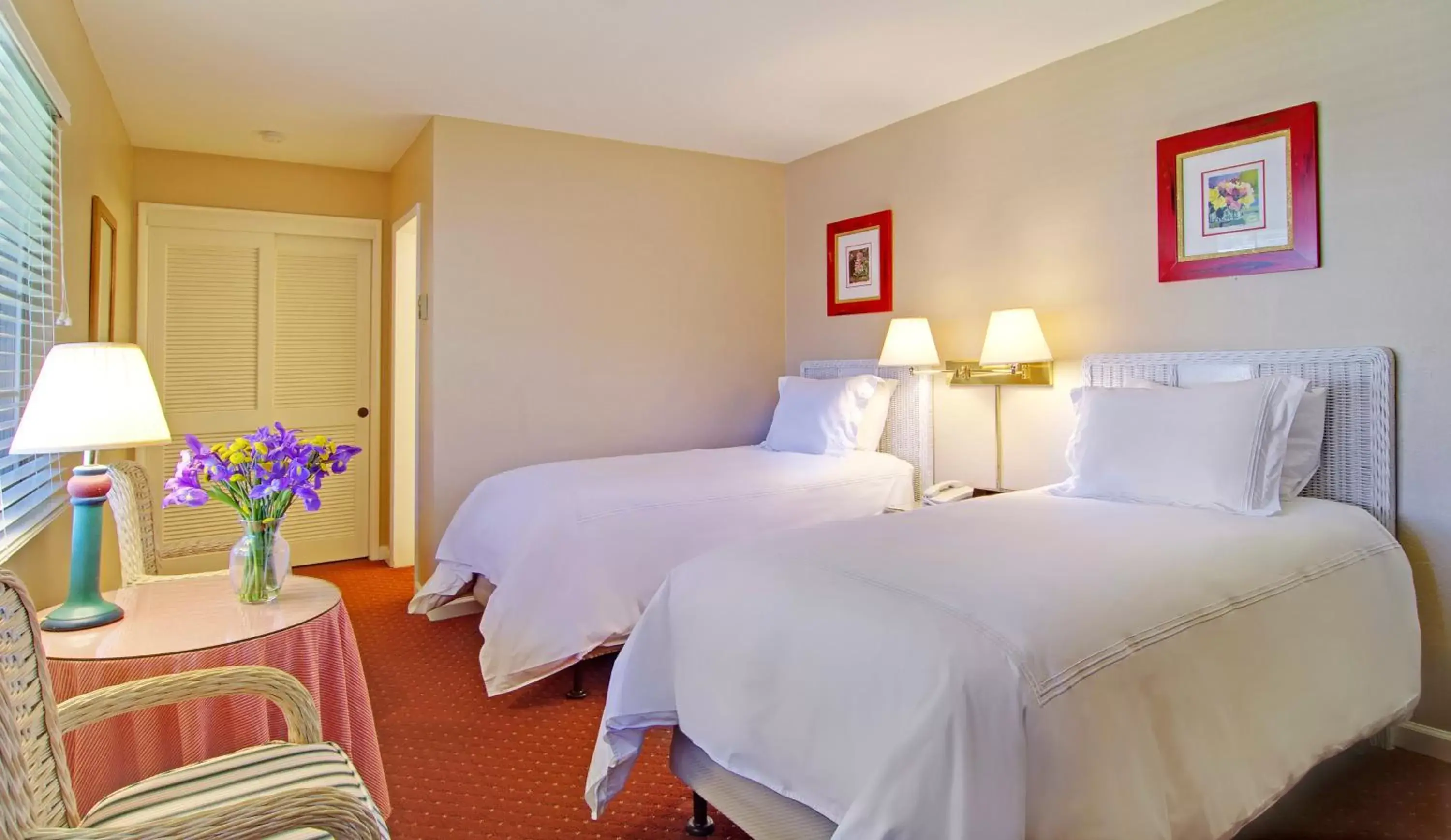 Economy Twin Room in Svendsgaard's Inn Economy Twin Room in Svendsgaard's Inn