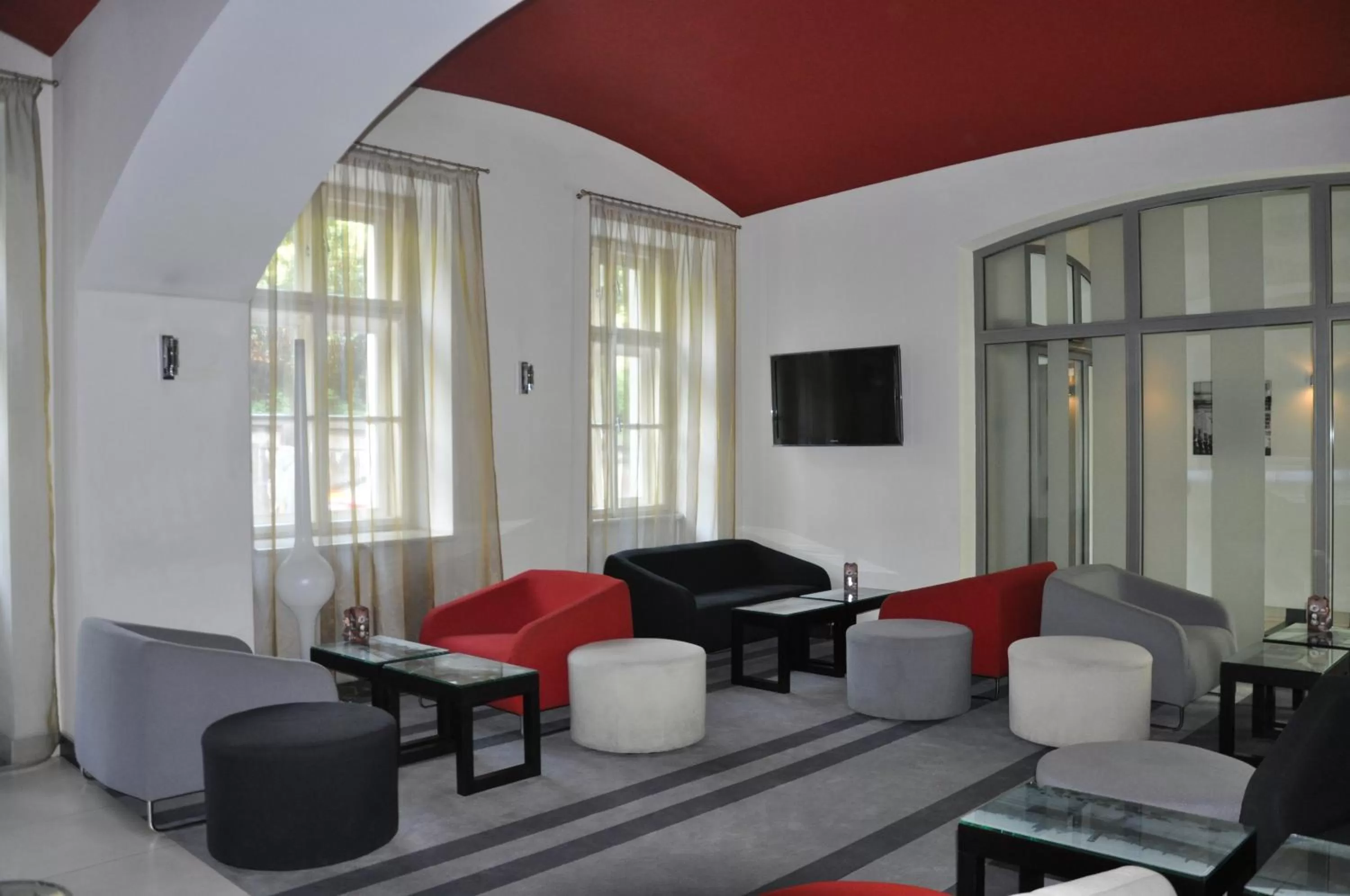 Lobby or reception in Red & Blue Design Hotel Prague