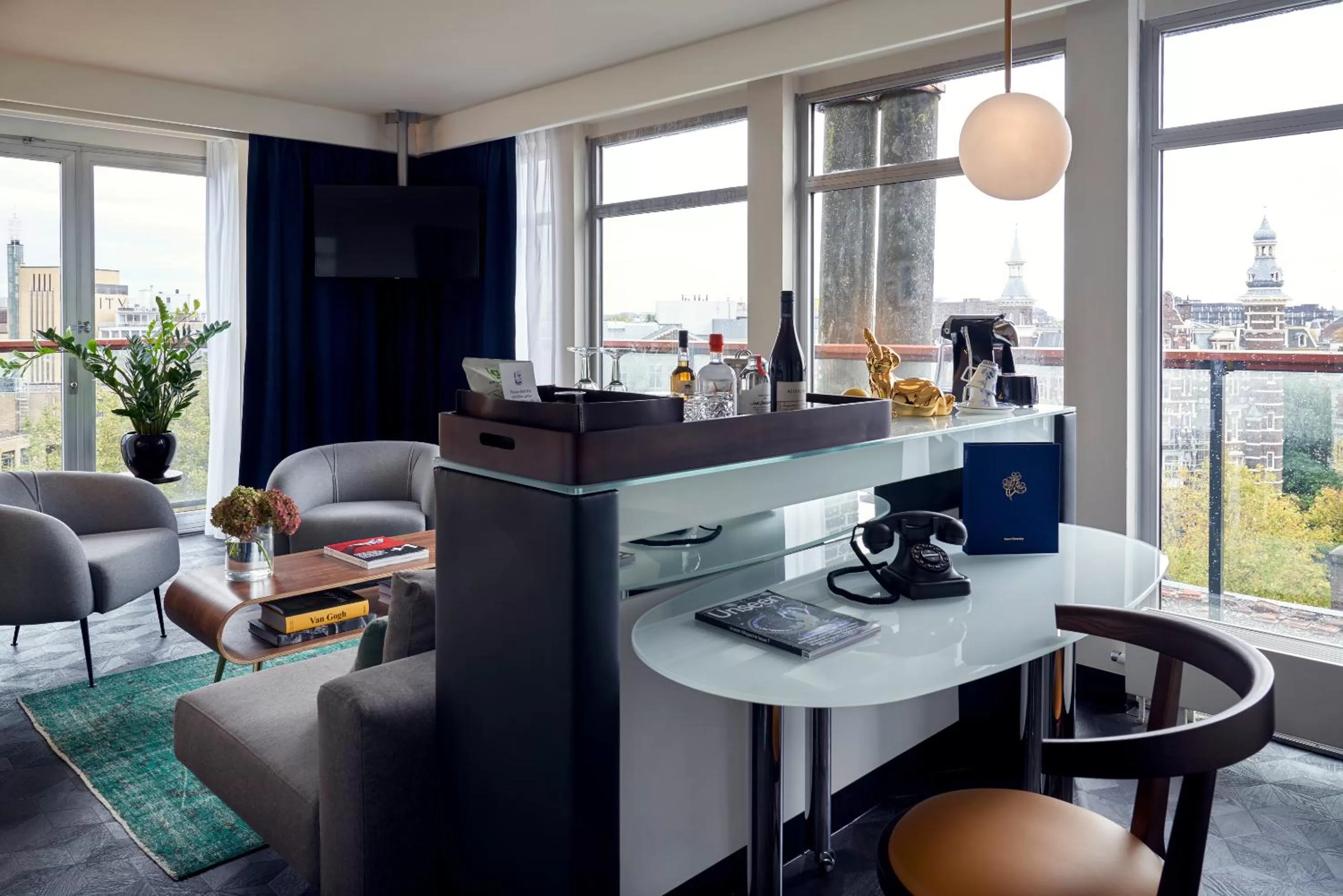 Living room in Park Centraal Amsterdam, part of Sircle Collection