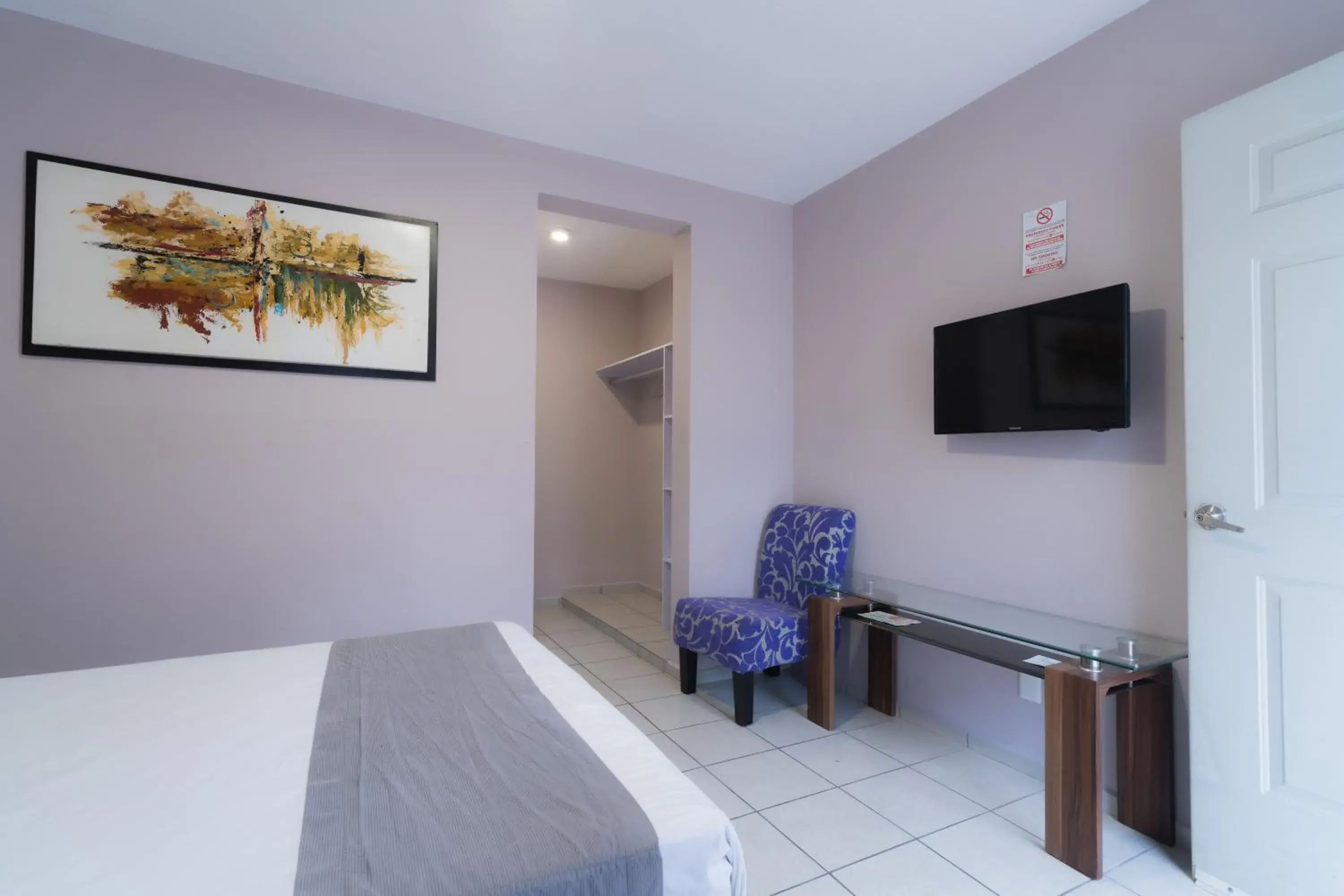 Double Room in Expo Hotel Guadalajara - Zona Expo frente al Centro de Convenciones Double Room in Expo Hotel Guadalajara - Zona Expo frente al Centro de Convenciones