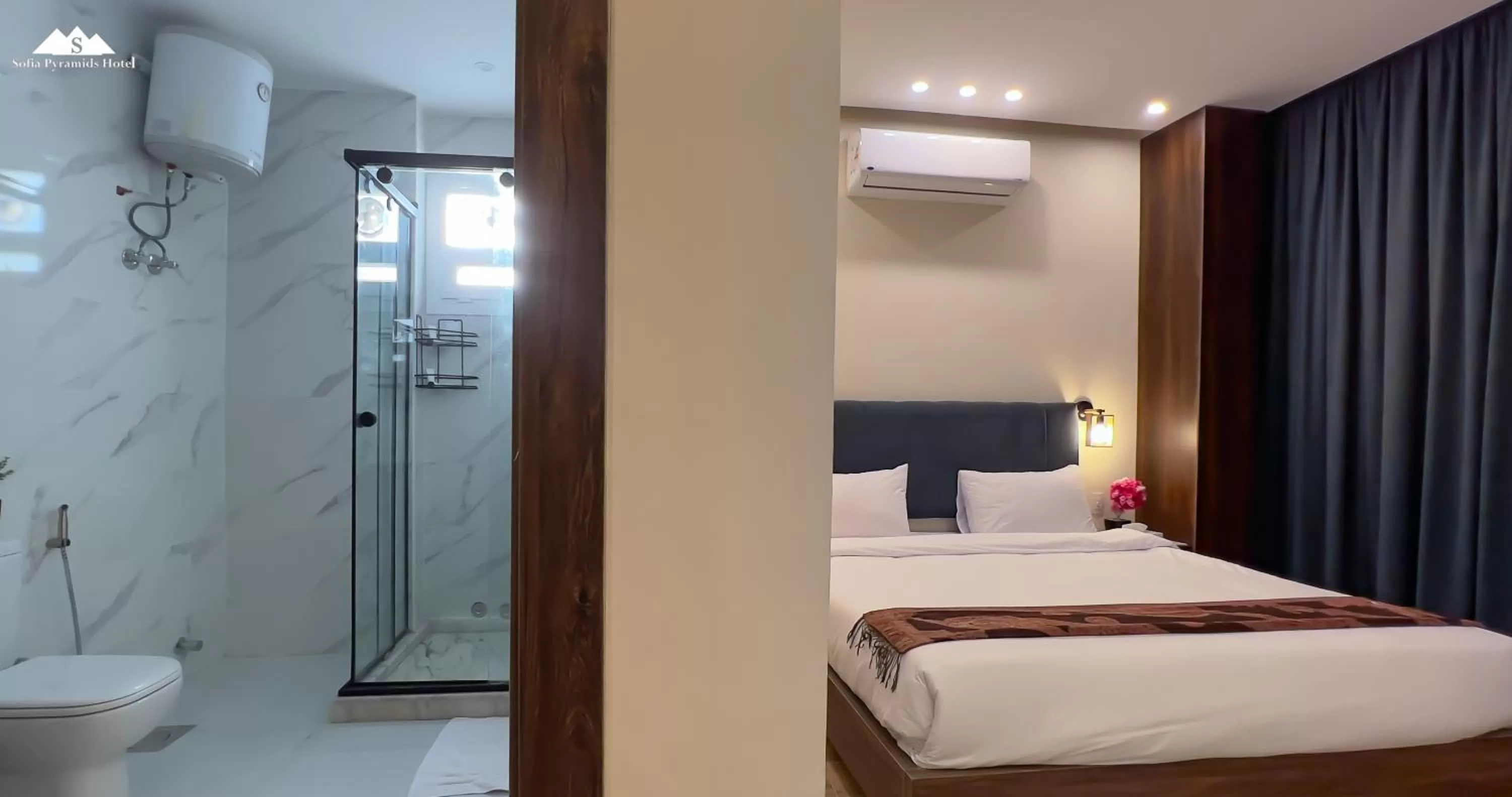 Shower, Bed in Sofia Pyramids Hotel