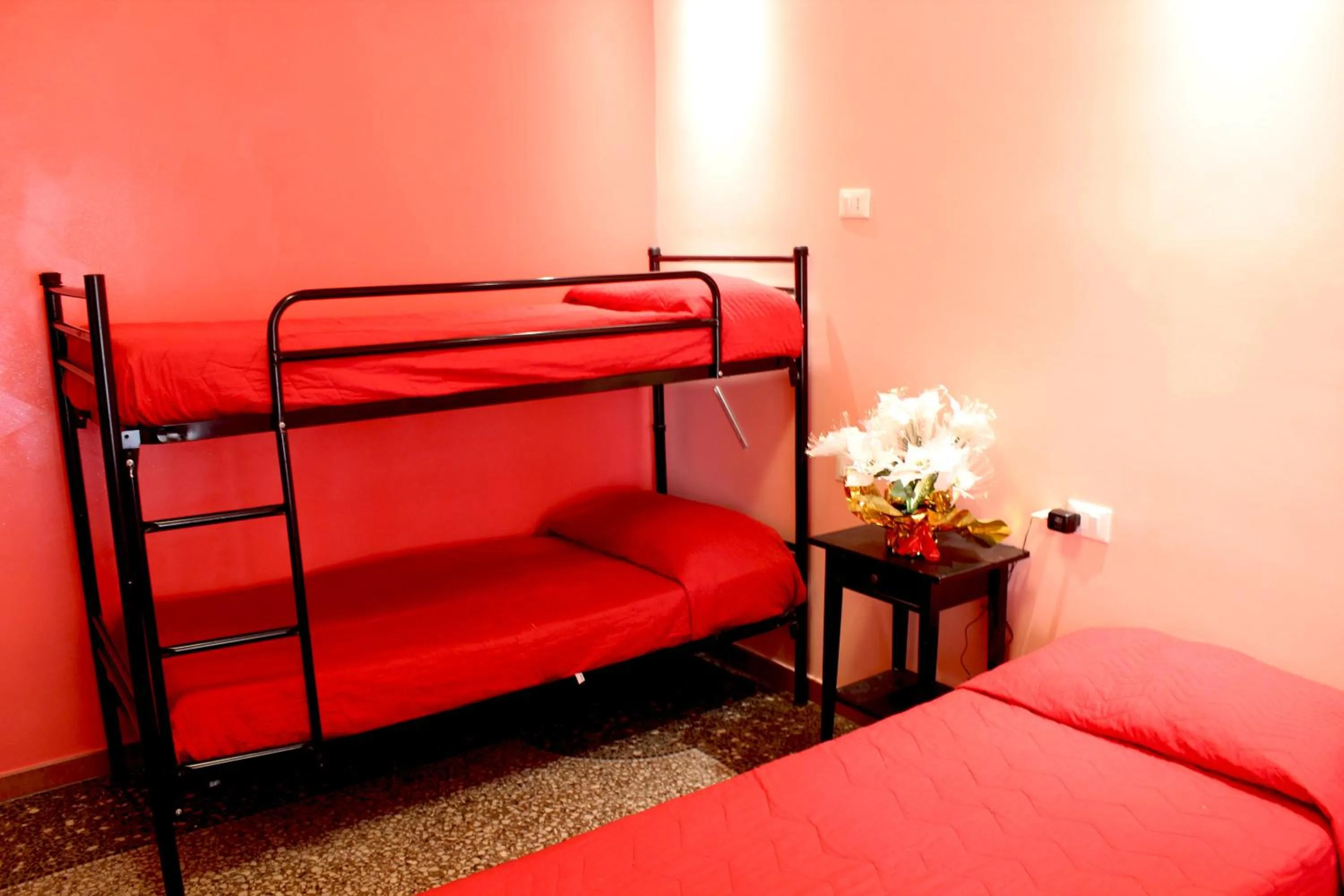 bunk bed, Bed in Legend R.G.