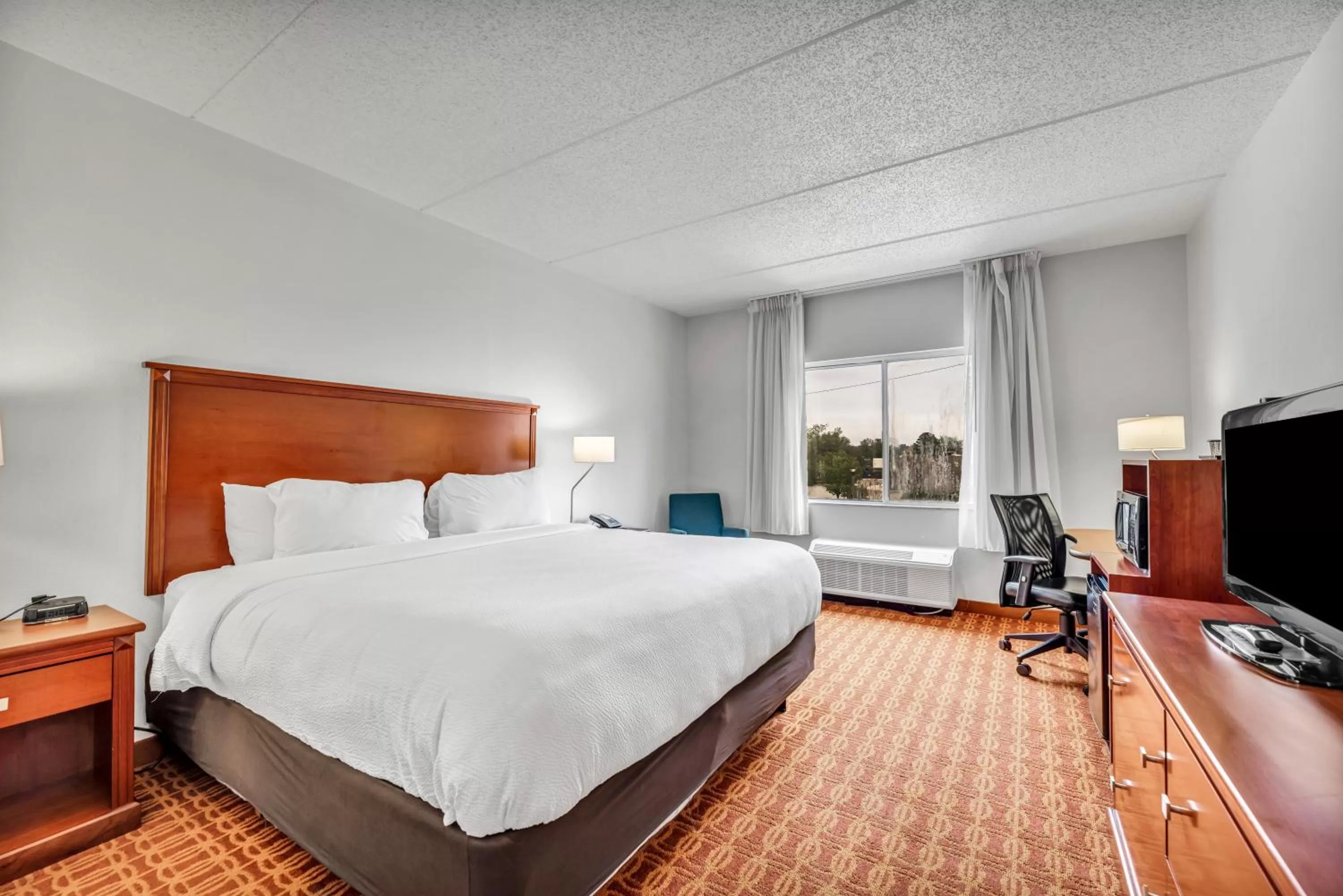 Bedroom, Bed in Fairfield Inn by Marriott Lumberton