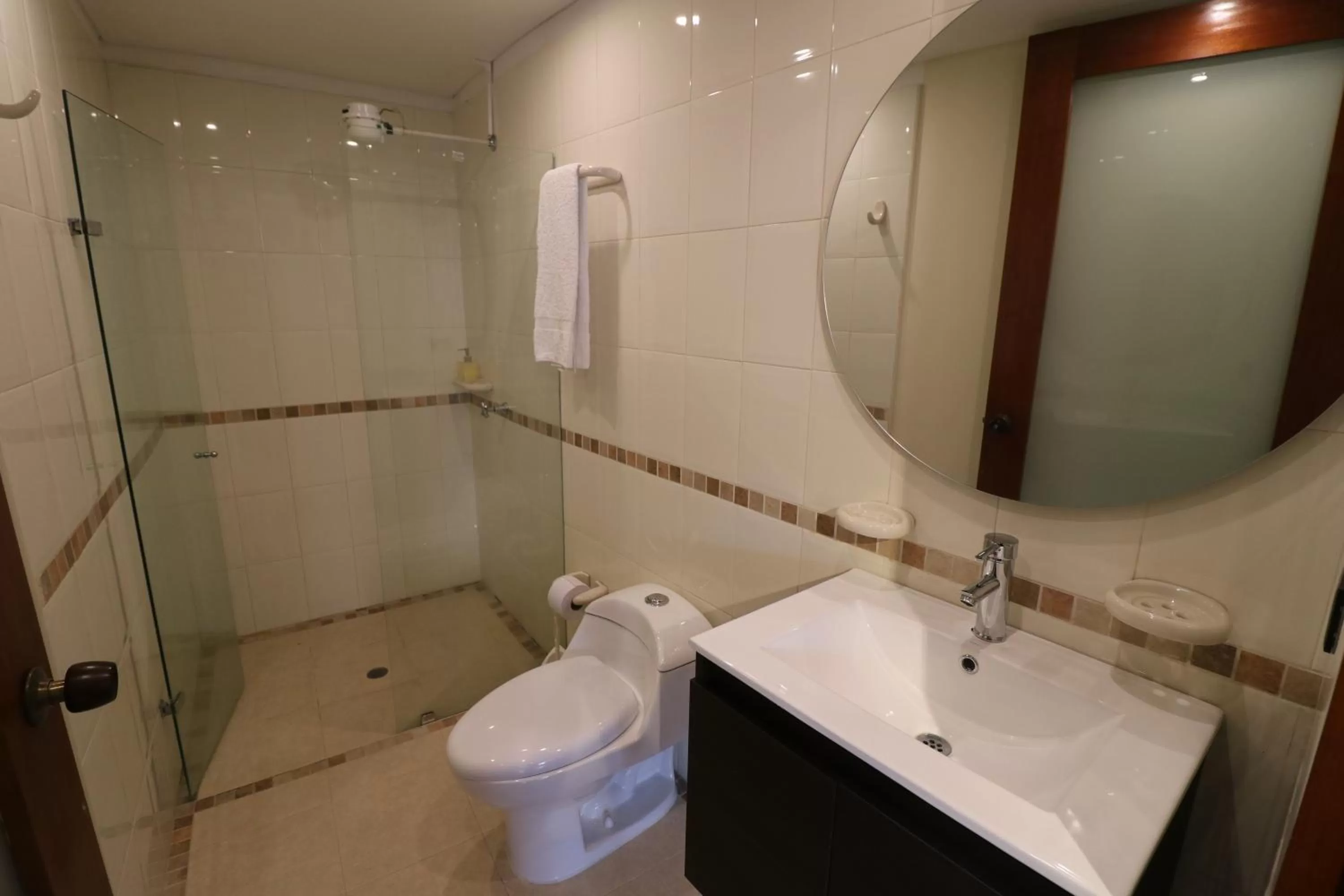 Bathroom in 554 Apartments