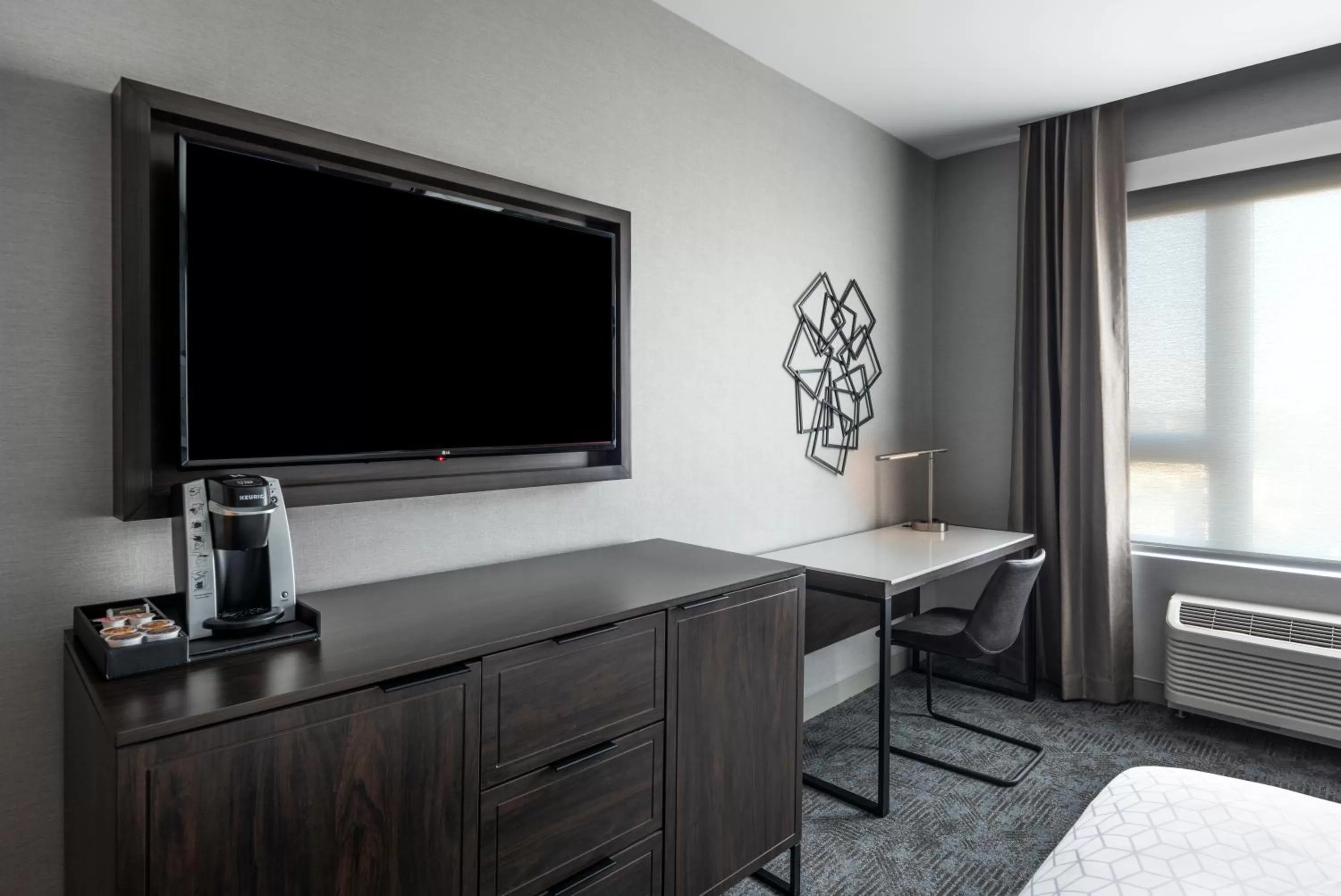 Photo of the whole room in Holiday Inn Express - Boston Logan Airport - Revere by IHG