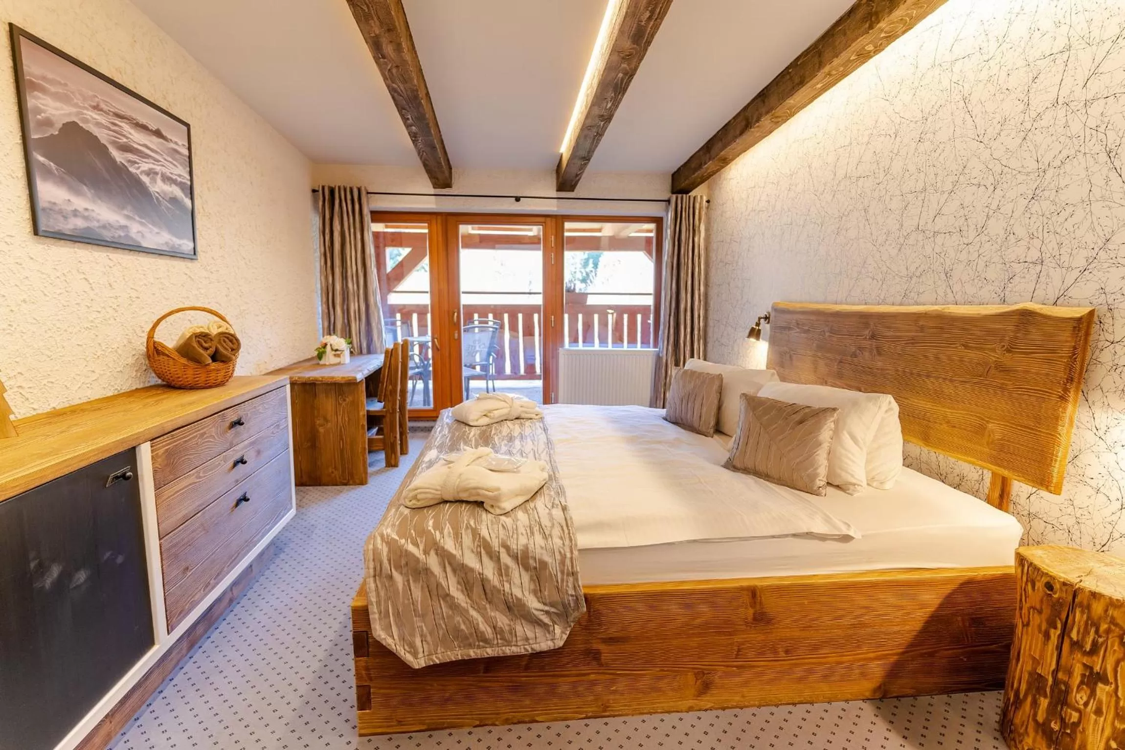 Photo of the whole room, Bed in Hotel Strachanovka - Jánska Koliba