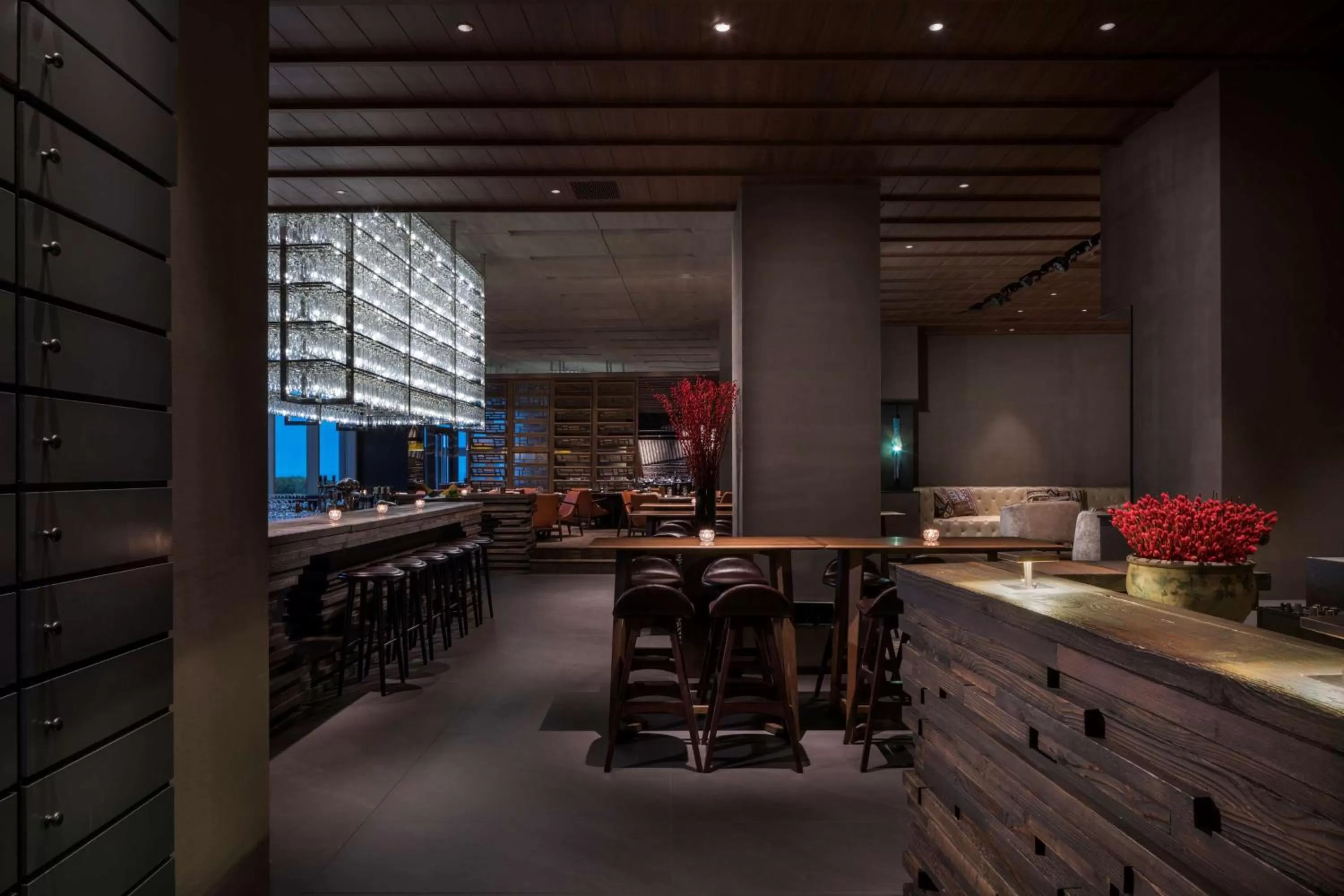 Lounge or bar in Hyatt Regency Qingdao - Stone old beach - Exhibition Center
