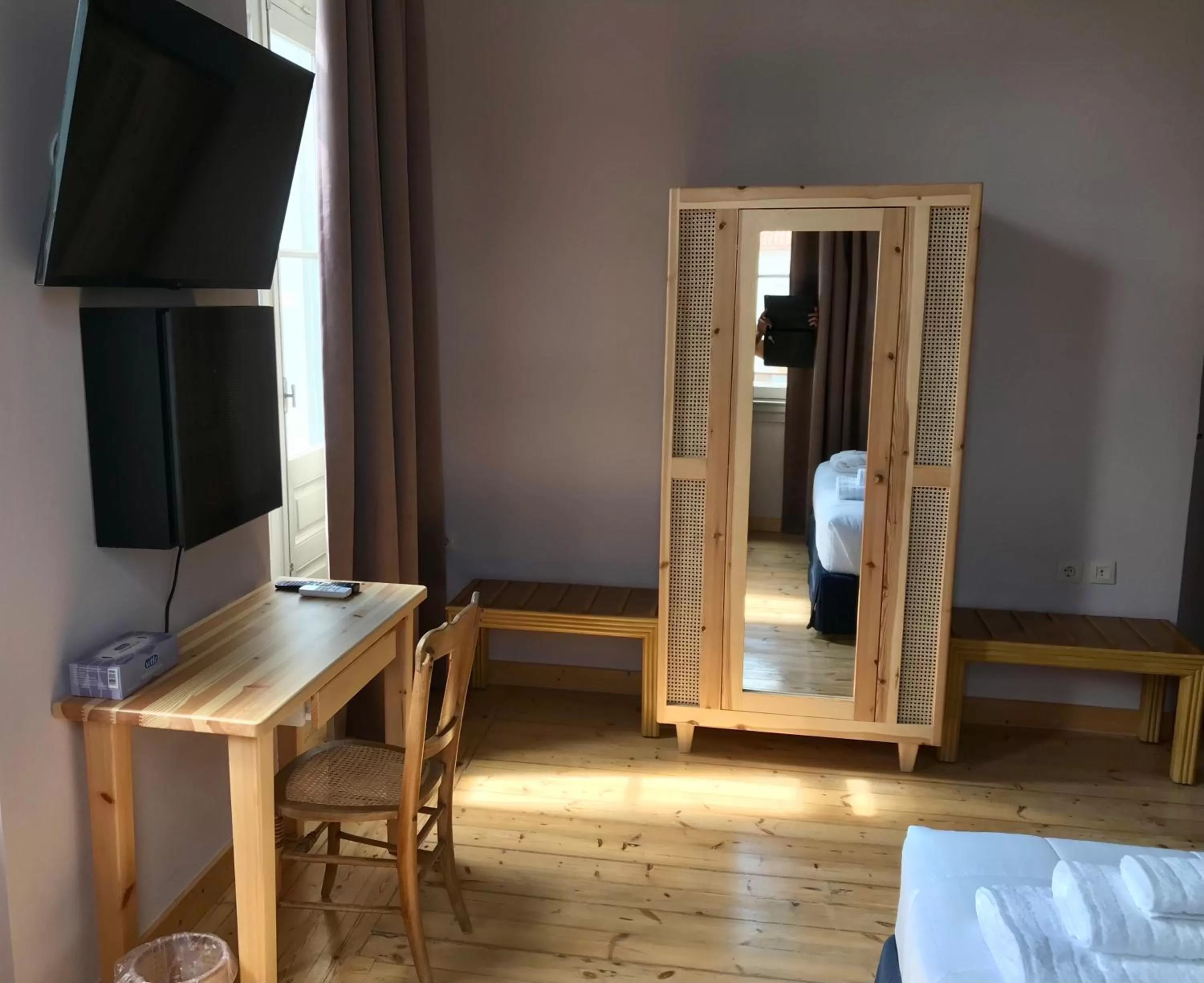 TV and multimedia in VASILIKON Hotel 1888 the past is present HISTORICAL PRESERVATION MONUMENT