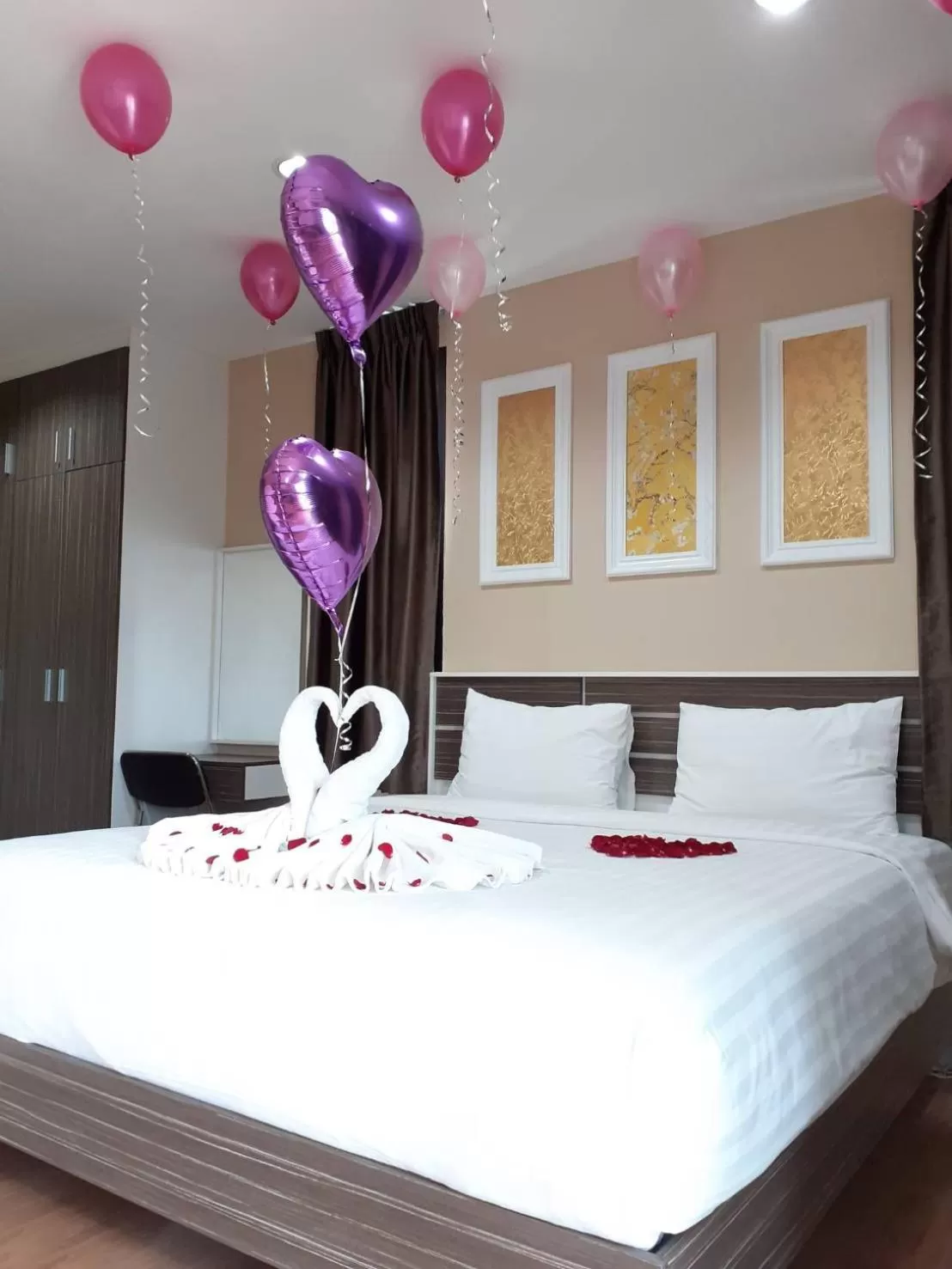 Photo of the whole room, Bed in Grand Inter Hotel