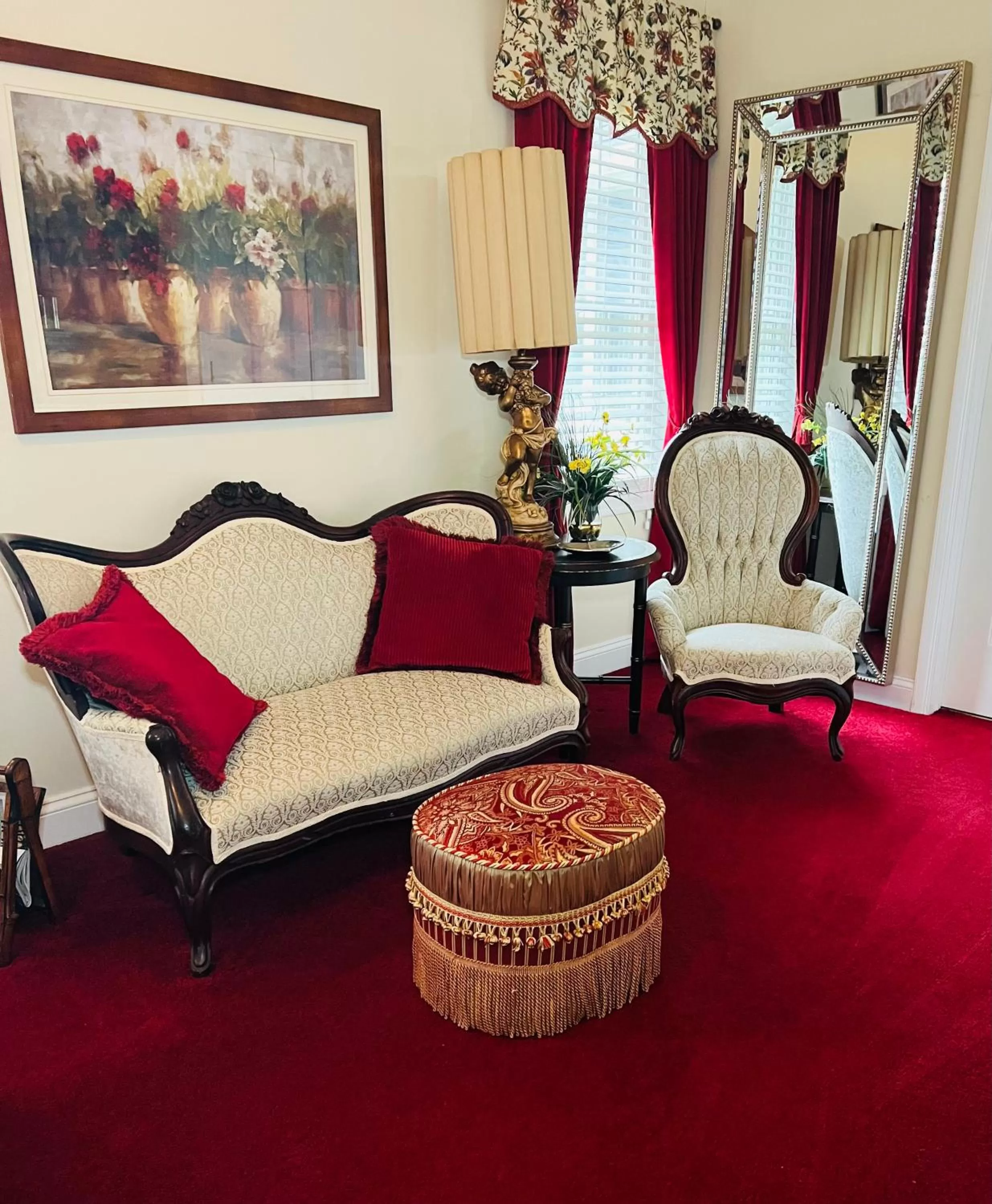 Seating Area in Ma Margarets House Bed and Breakfast
