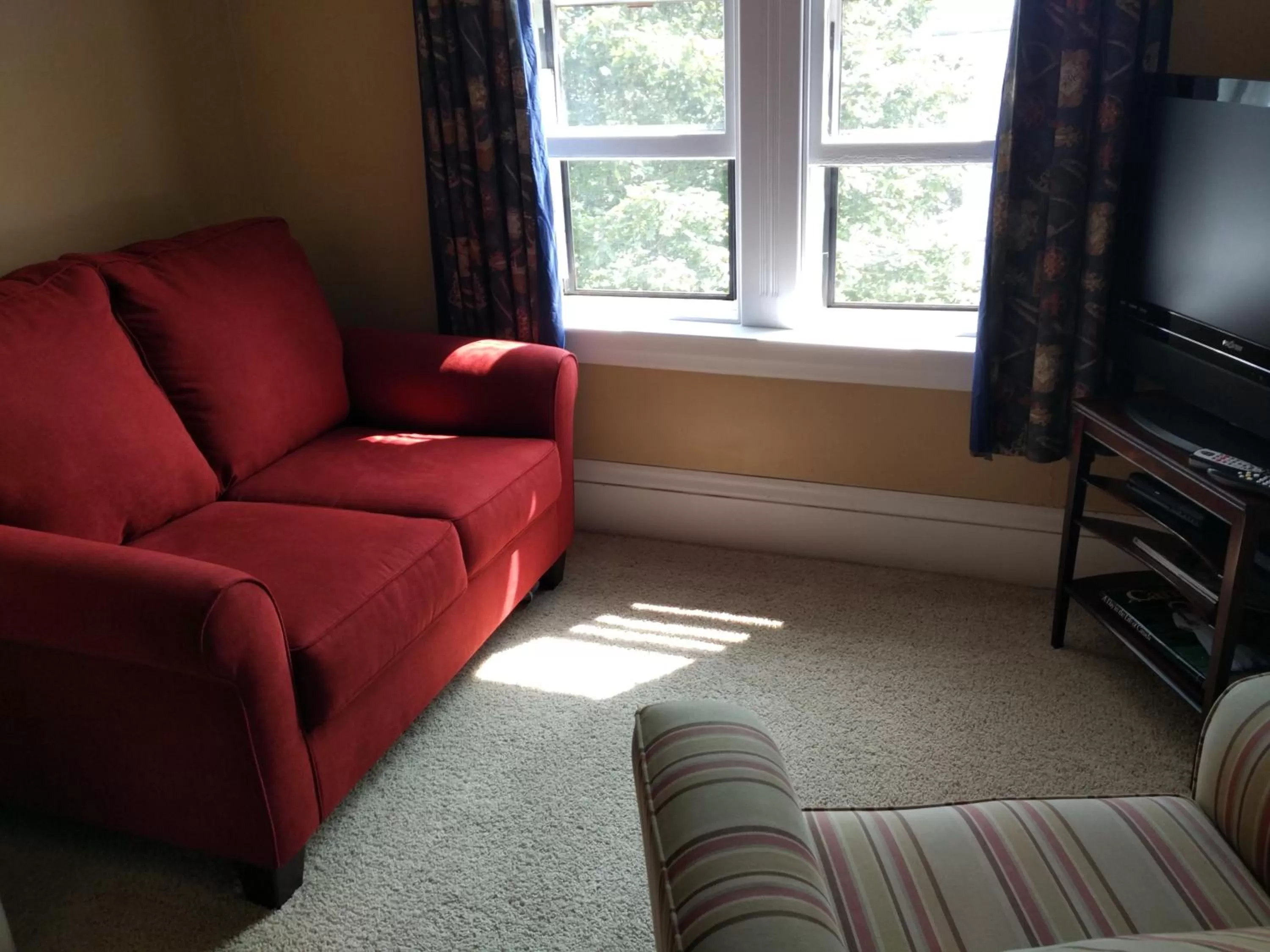Seating area in Homeport Historic B&B