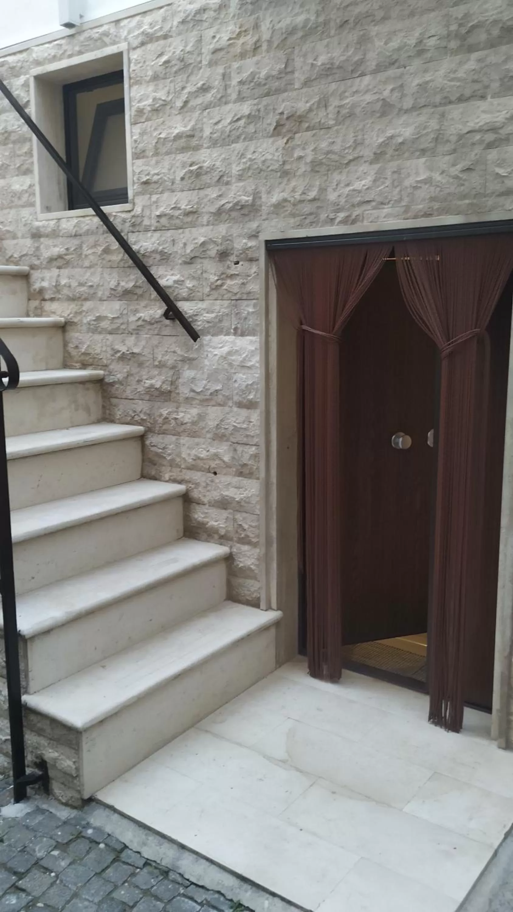 Facade/entrance in Comeacasa B&B