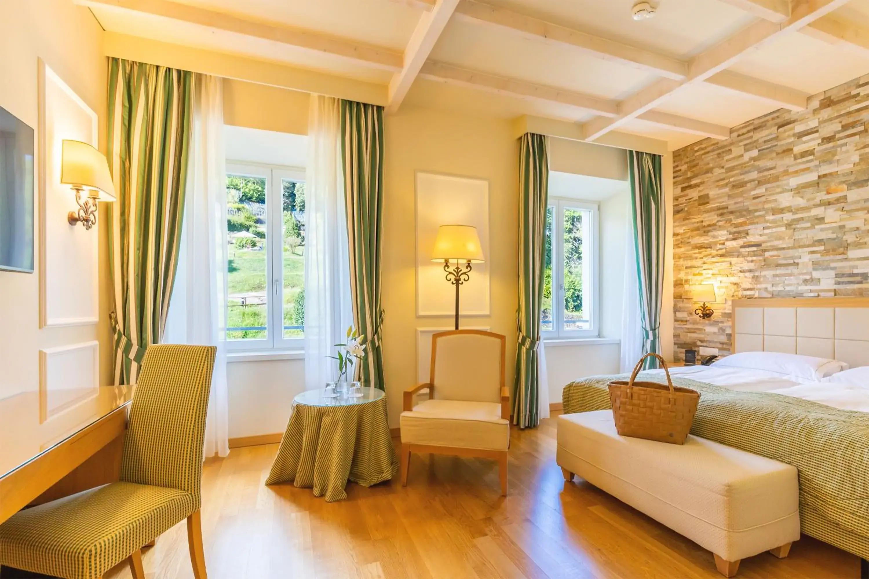 Comfort Double Room with Garden View - single occupancy in Kurhaus Cademario Hotel & SPA - Adults Only Comfort Double Room with Garden View - single occupancy in Kurhaus Cademario Hotel & SPA - Adults Only