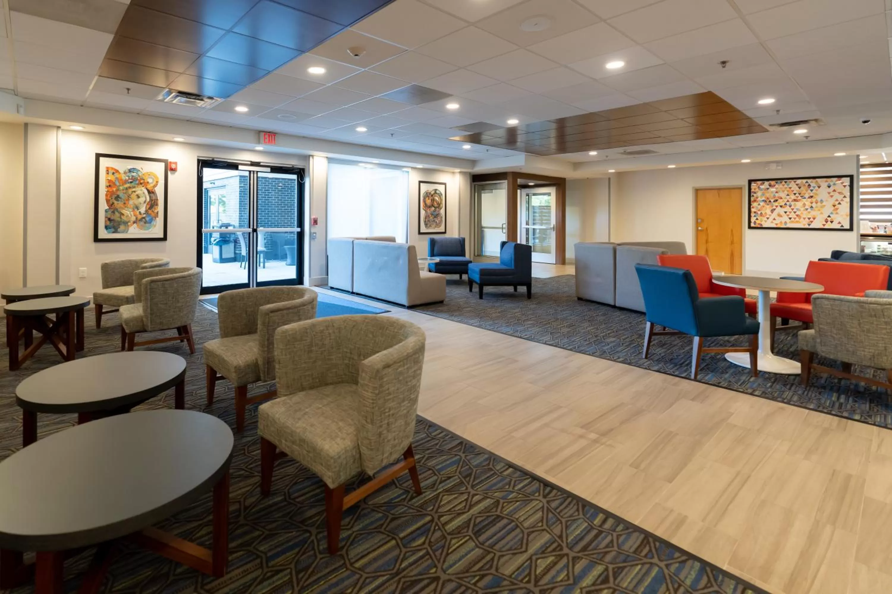 Lobby or reception in Holiday Inn Express Boston by IHG