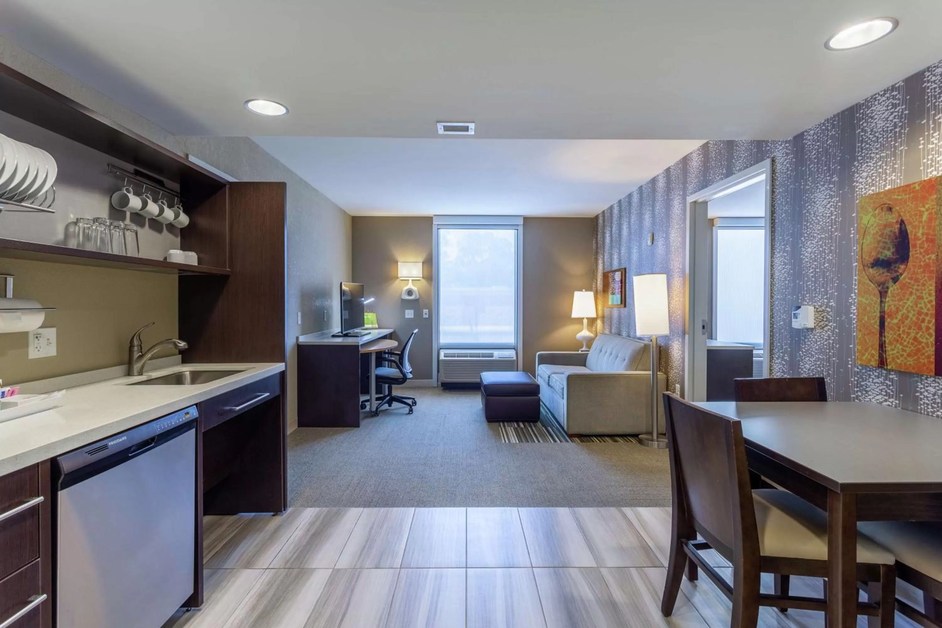 King Suite - Mobility and Hearing Access/Non-Smoking in Home2 Suites Dover