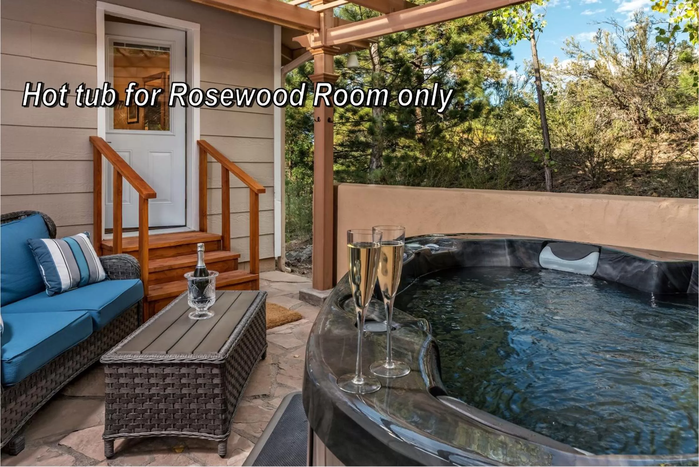 Hot Tub in Sheridan House Inn- Adult Only Accommodation