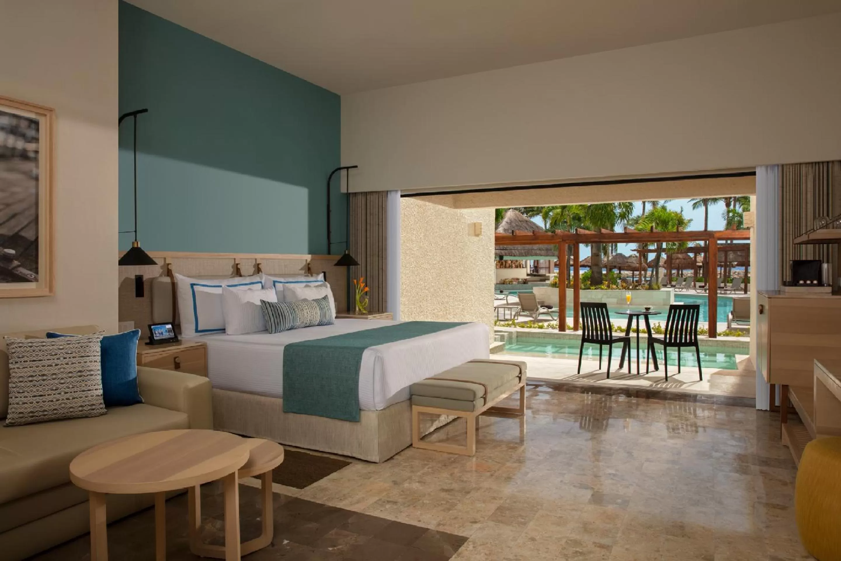 Photo of the whole room, Bed in Dreams Aventuras Riviera Maya - All Inclusive