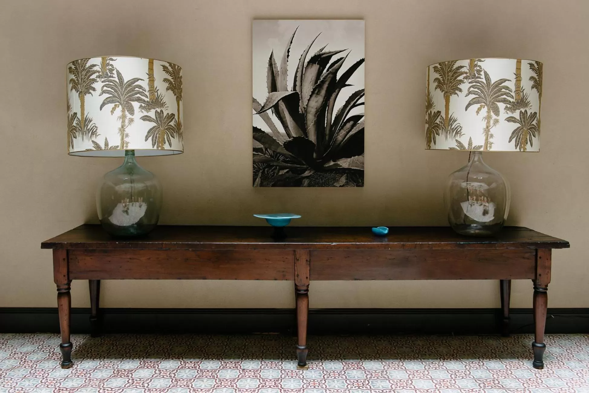 Decorative detail in The Broome