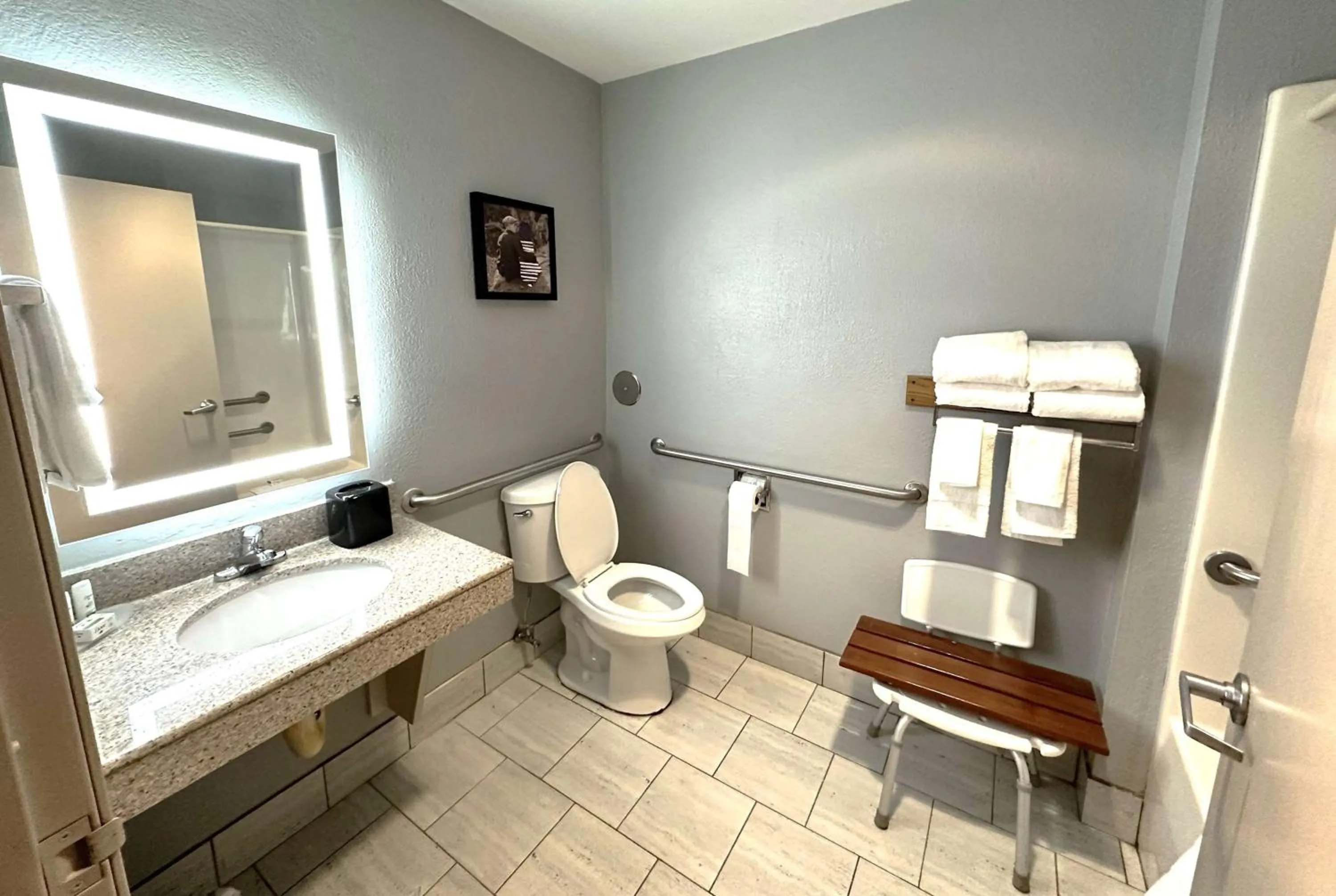 Bathroom in Quality Inn Reedsburg