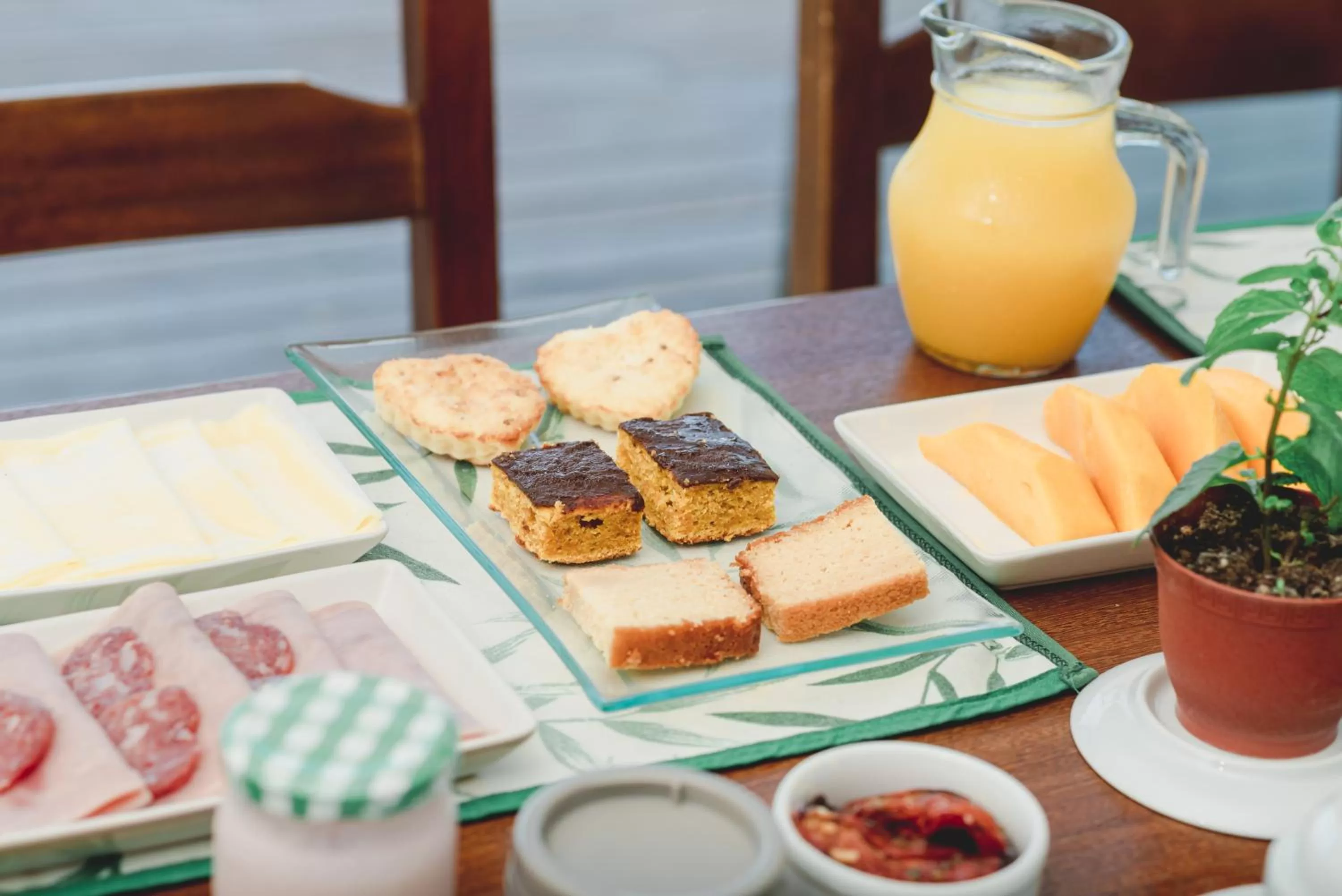 Breakfast in Flamboyant Hotel