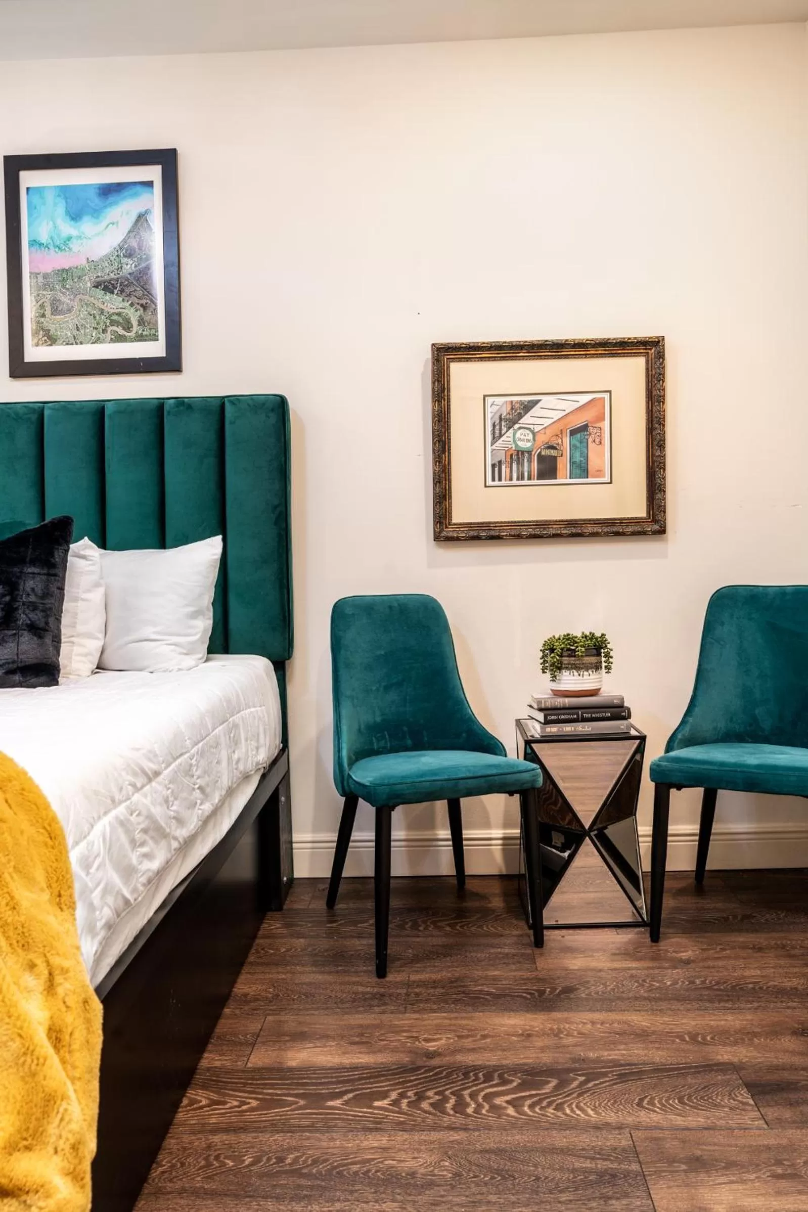 Bed in The Alexandre