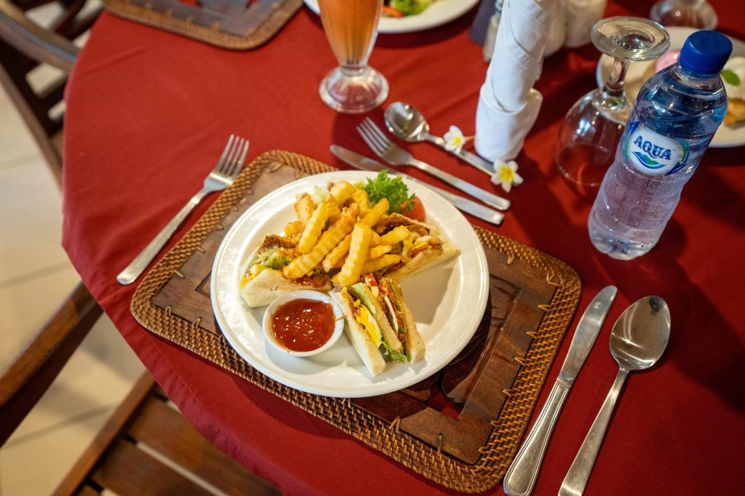 Food and drinks in Hotel Sinar Bali Legian