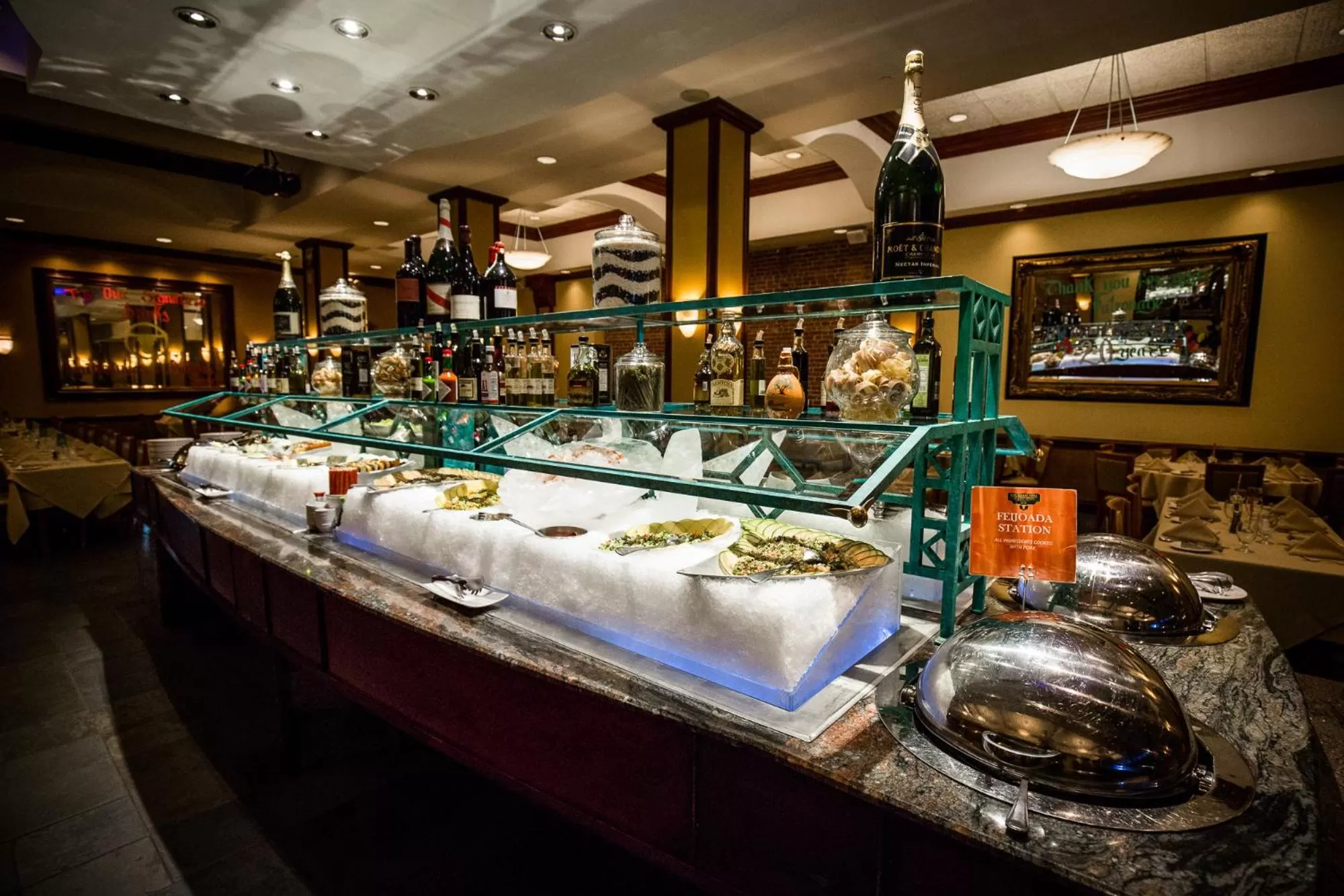 Restaurant/places to eat in The Belvedere Hotel