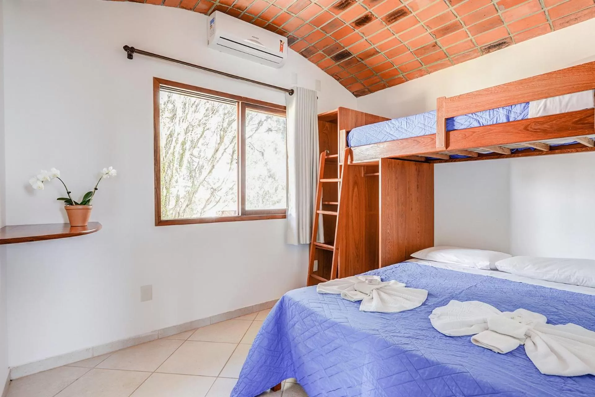 bunk bed, Bed in Village Paraíso