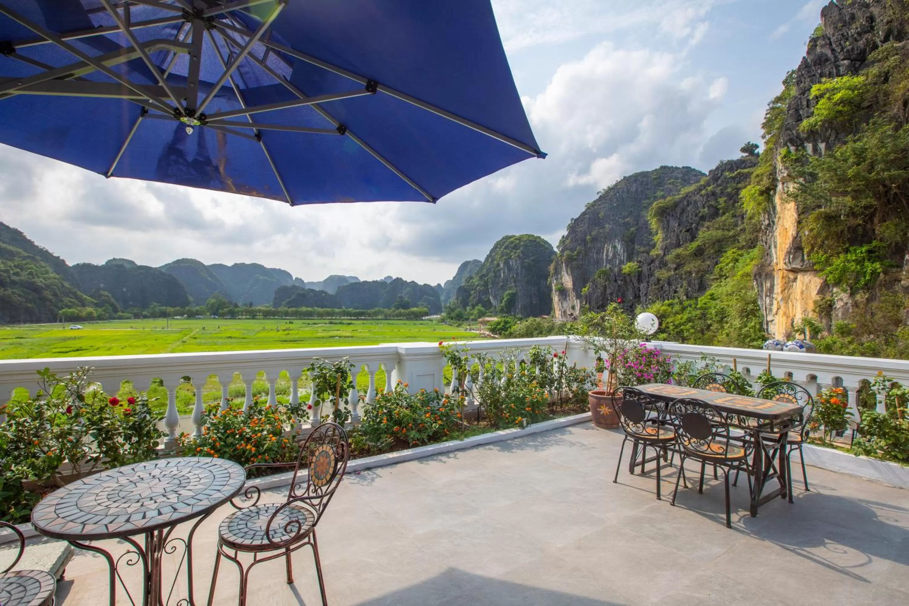 Balcony/Terrace, Patio/Outdoor Area in Liberty Hall Tam Coc Hotel & Villa