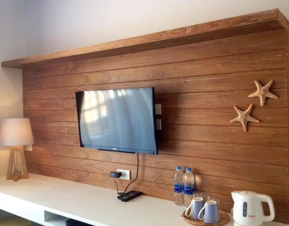 Decorative detail in Chill House at Naiyang