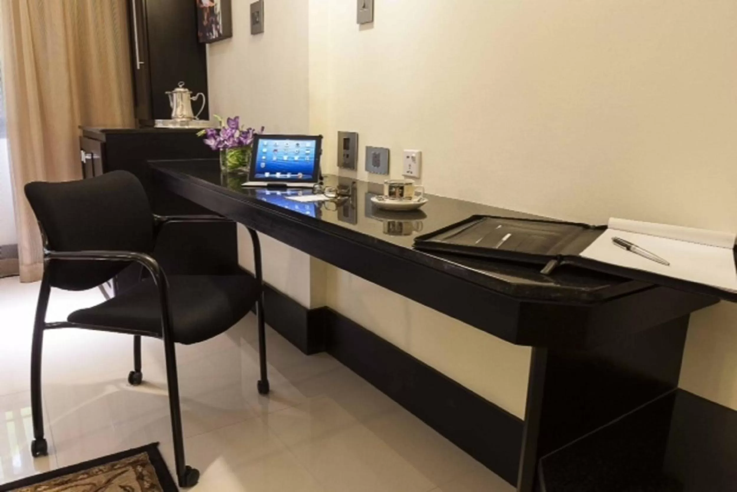 Bedroom in Terra Nova, BW Premier Collection