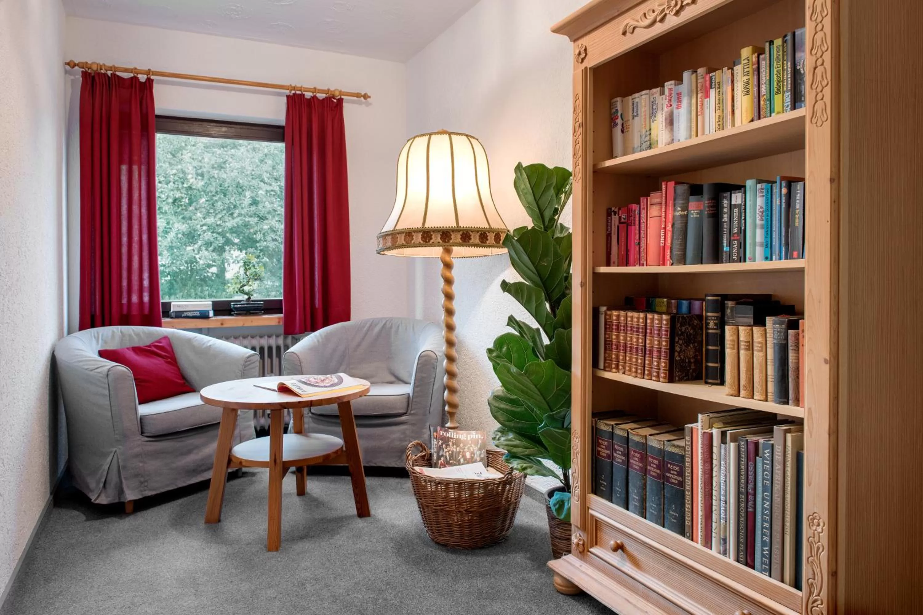 Seating area in Landhotel Lortz