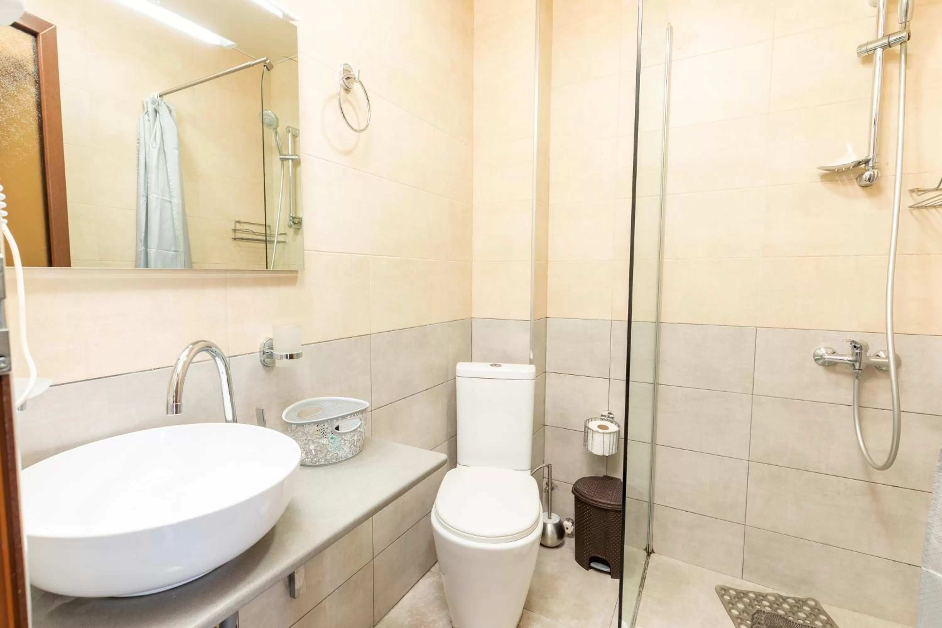 Bathroom in Hotel N16