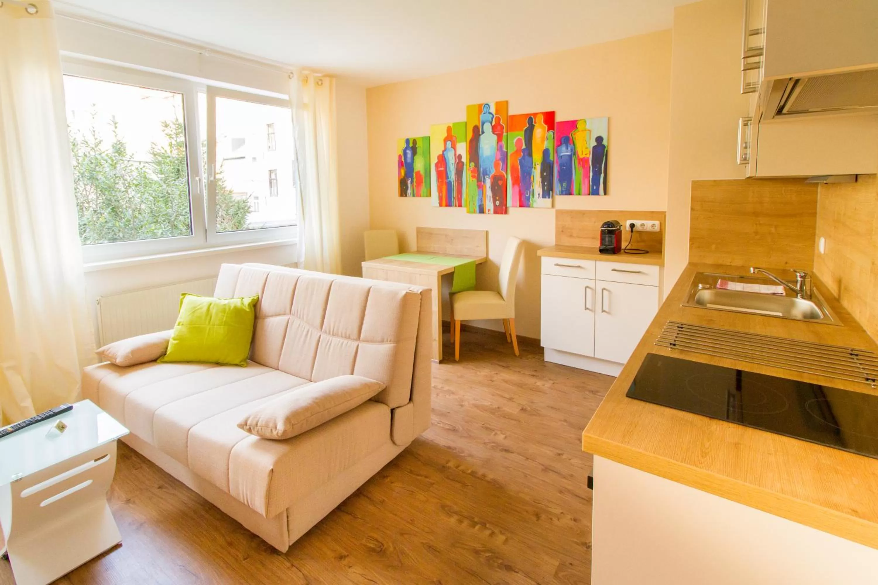 TV and multimedia in Residenz Donaucity