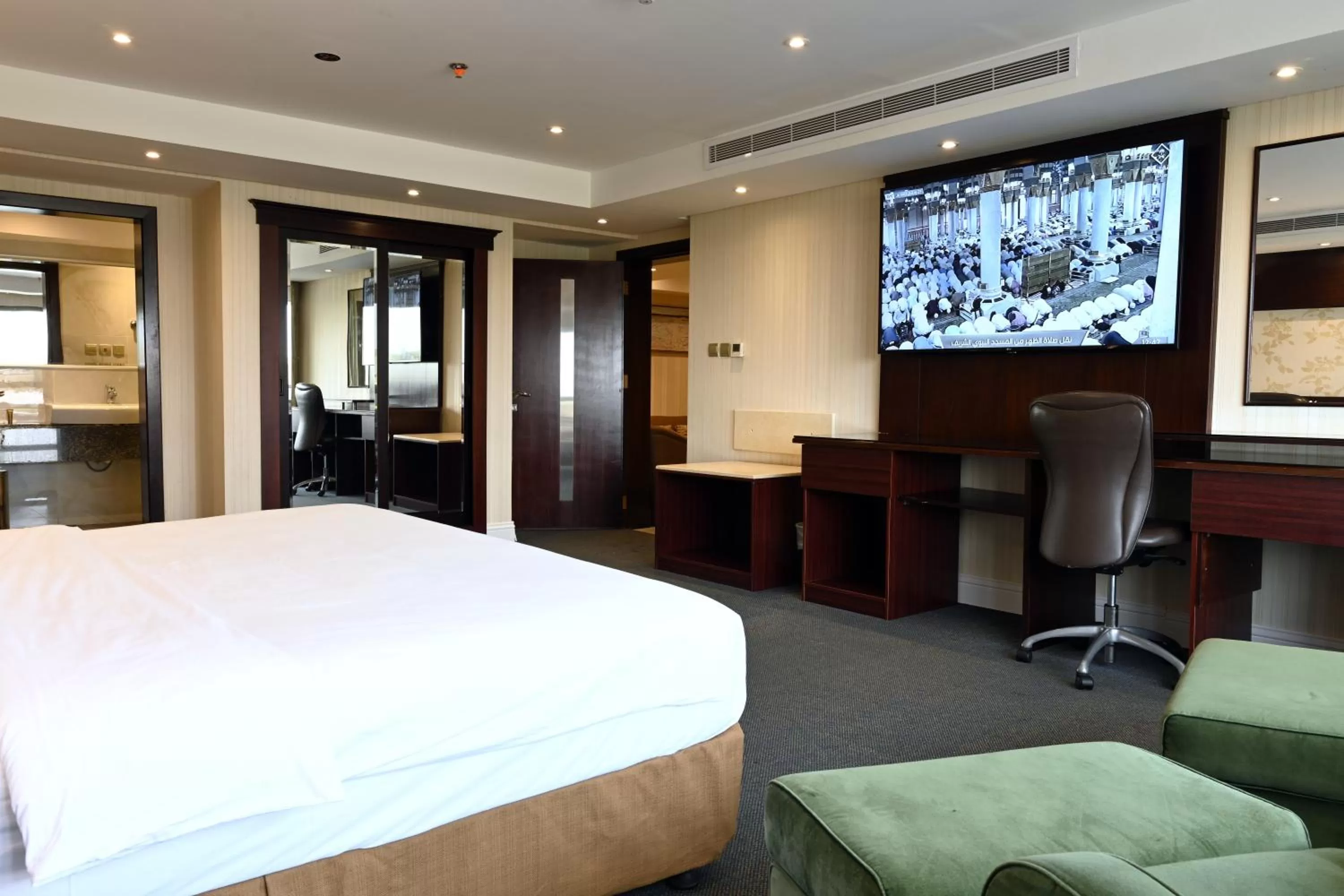 Bed in Quiet Dreams - Serviced Apartments King abdul Aziz Street Branch