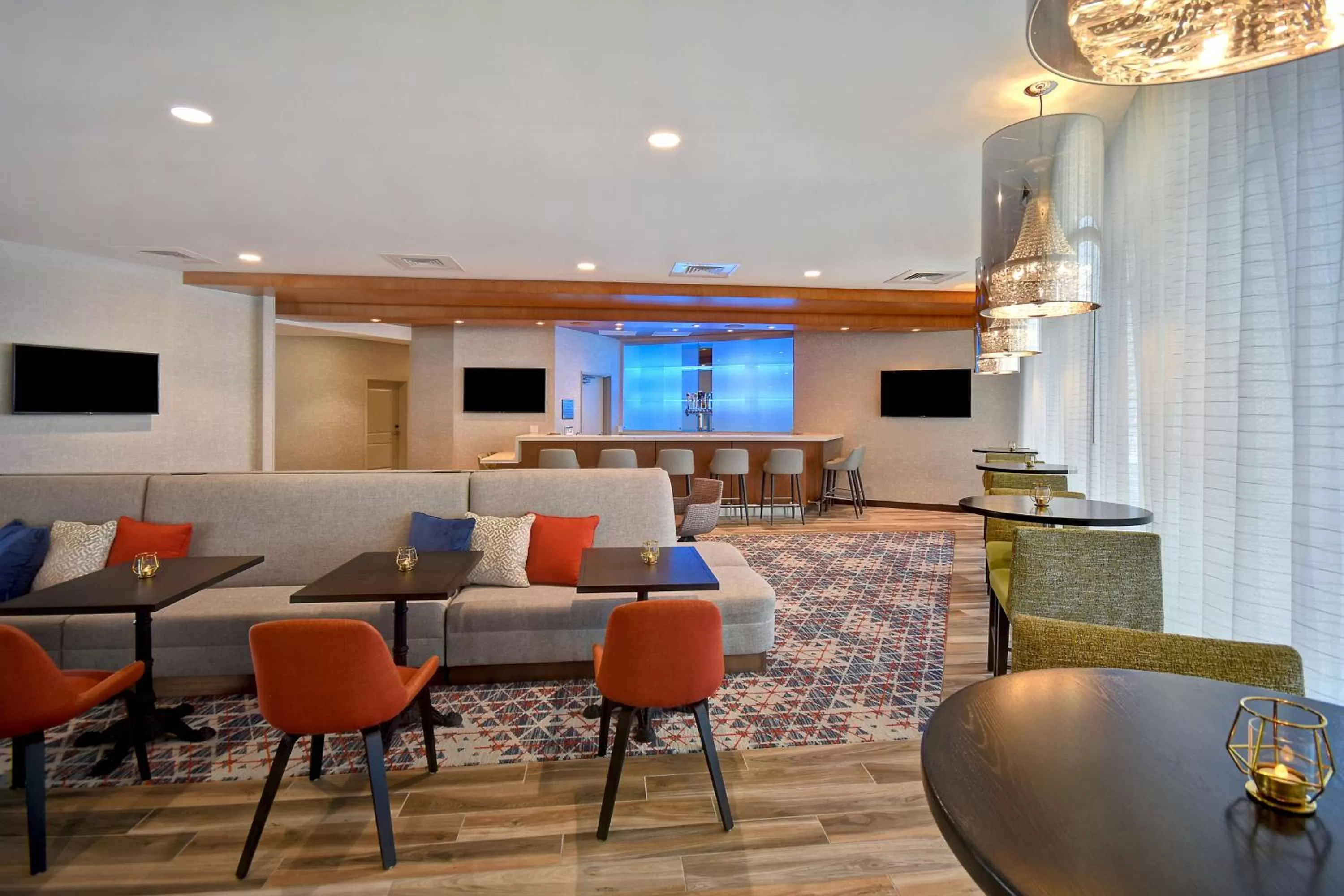 Lounge or bar in Home2 Suites by Hilton Las Vegas Convention Center - No Resort Fee