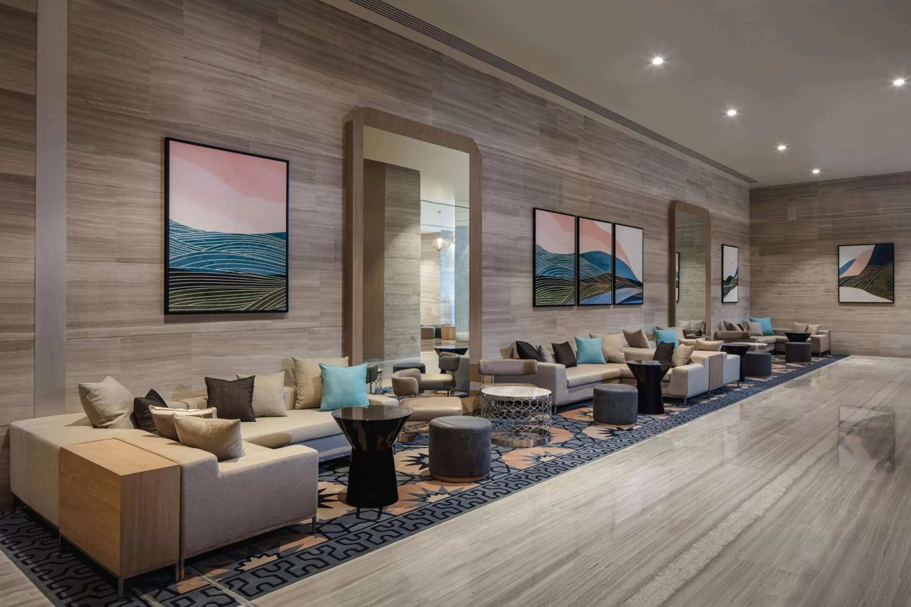 Lobby or reception in Doubletree By Hilton Fujairah City