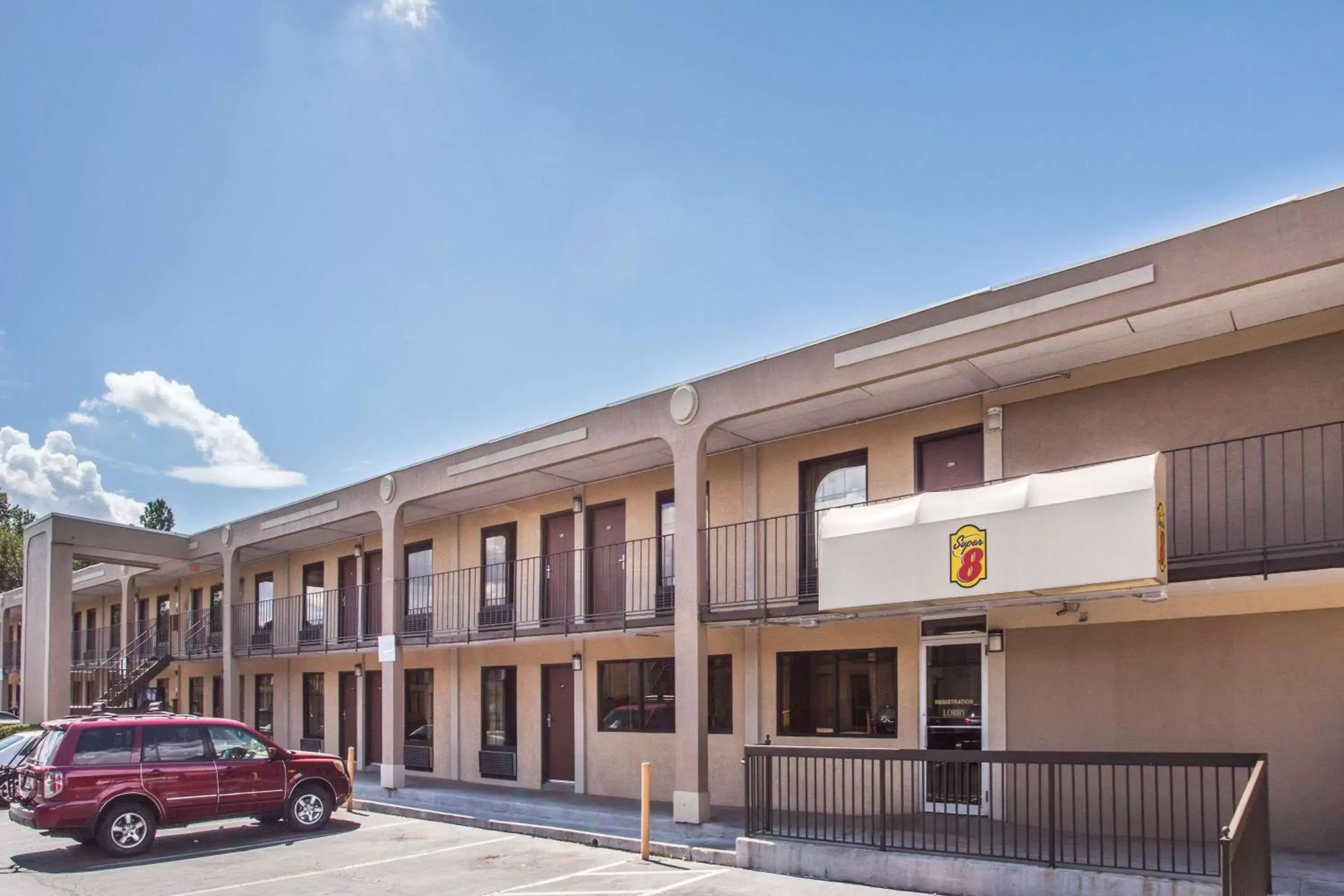 Super 8 by Wyndham Camp Springs/Andrews AFB DC Area Super 8 by Wyndham Camp Springs/Andrews AFB DC Area