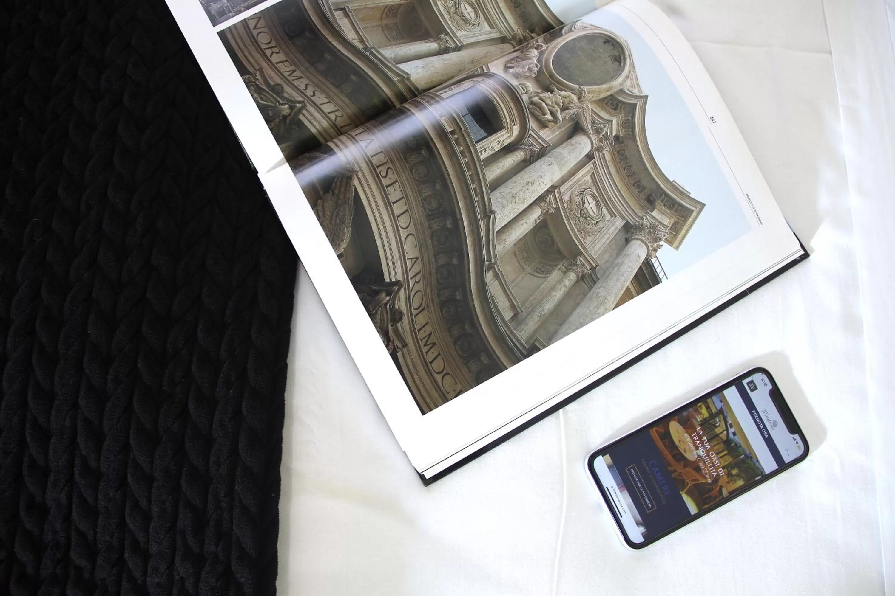 Decorative detail in Hotel Windrose