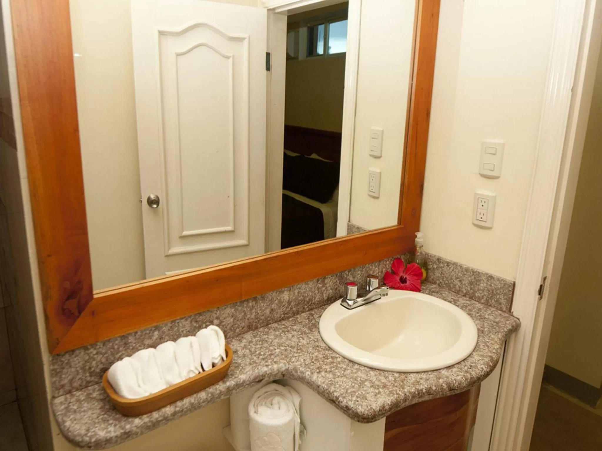 Bathroom in Torre Mar Galapagos Boutique Suites