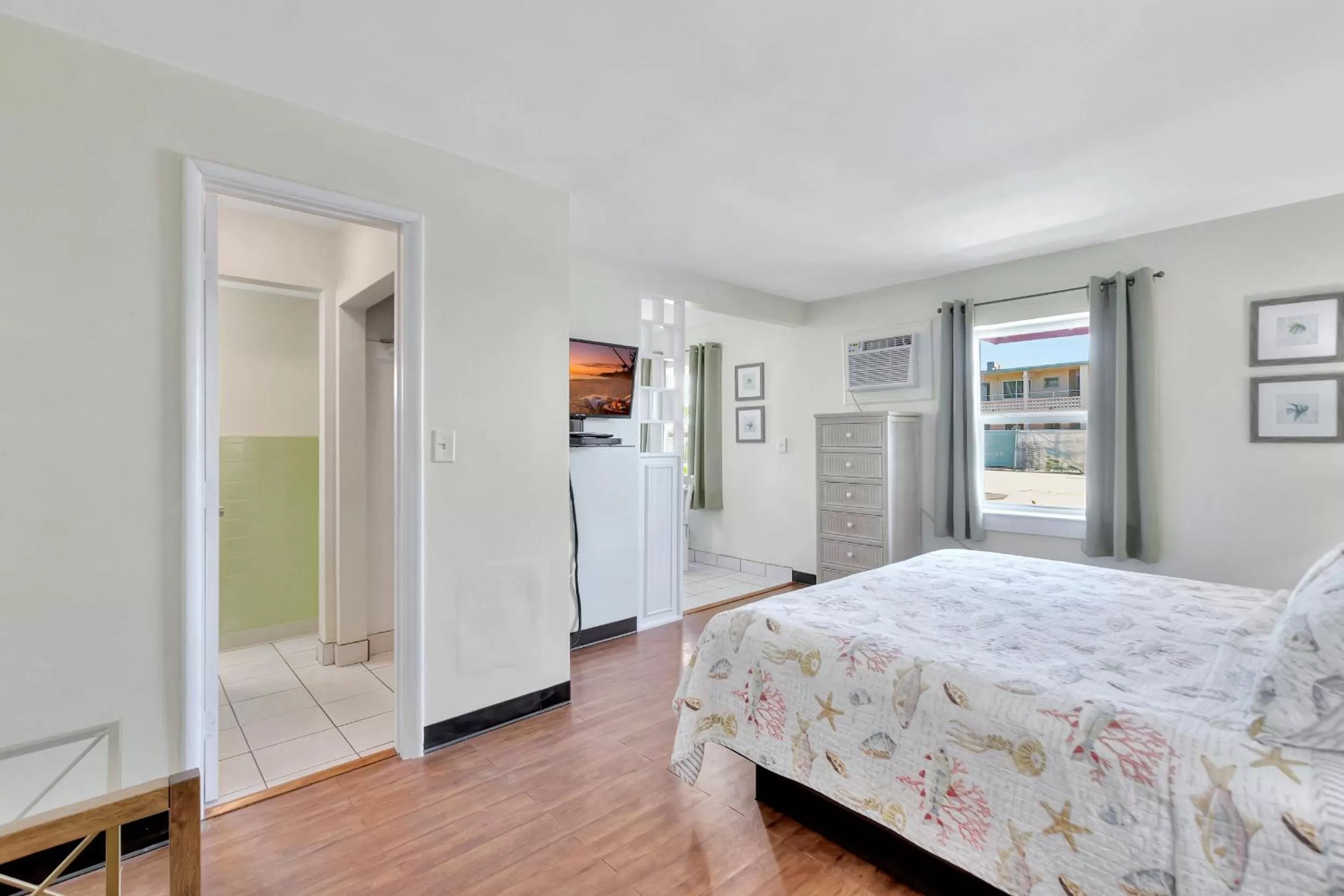 Bedroom, Bed in Seahorse Guesthouse