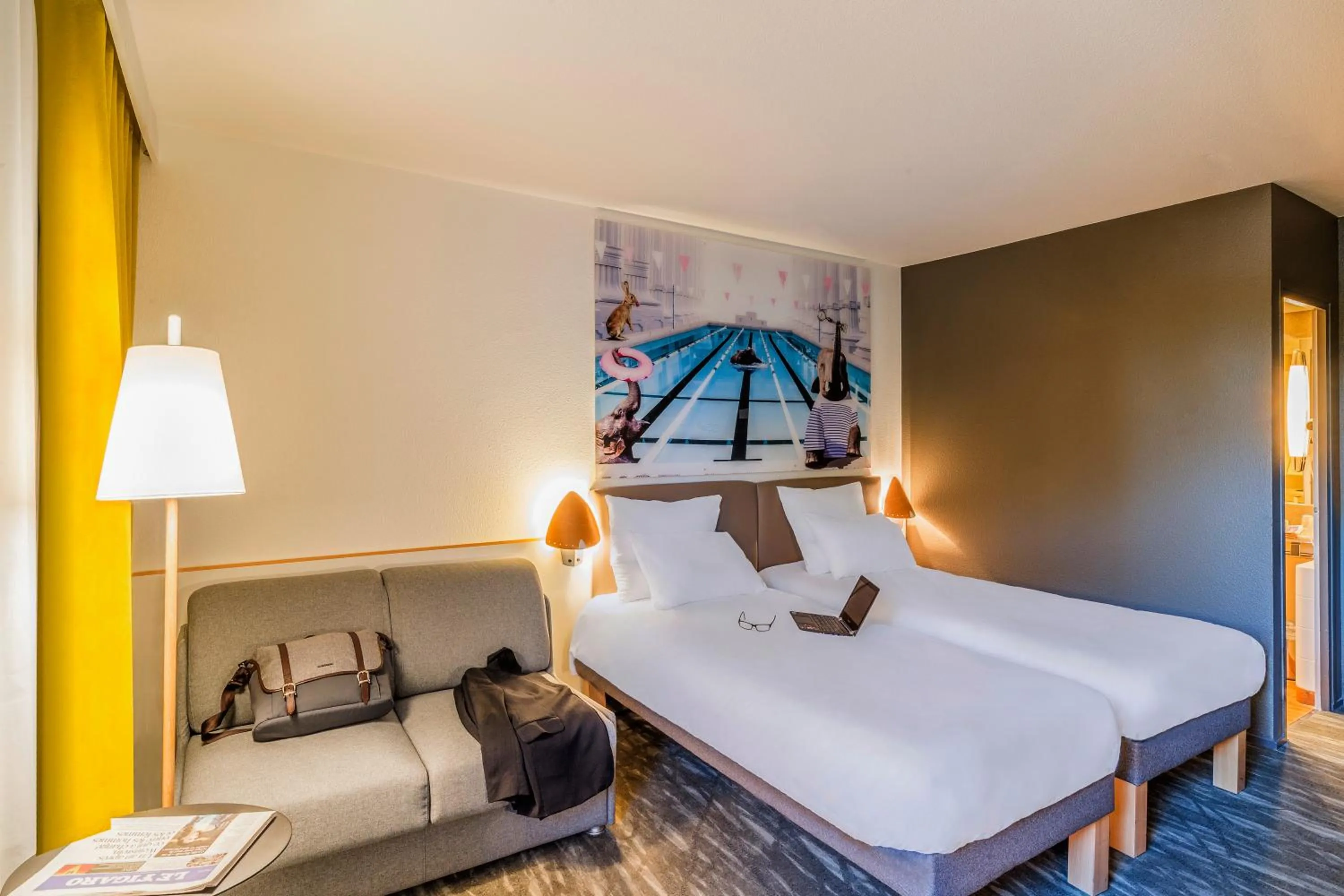 Bedroom, Bed in Novotel Paris Créteil Le Lac