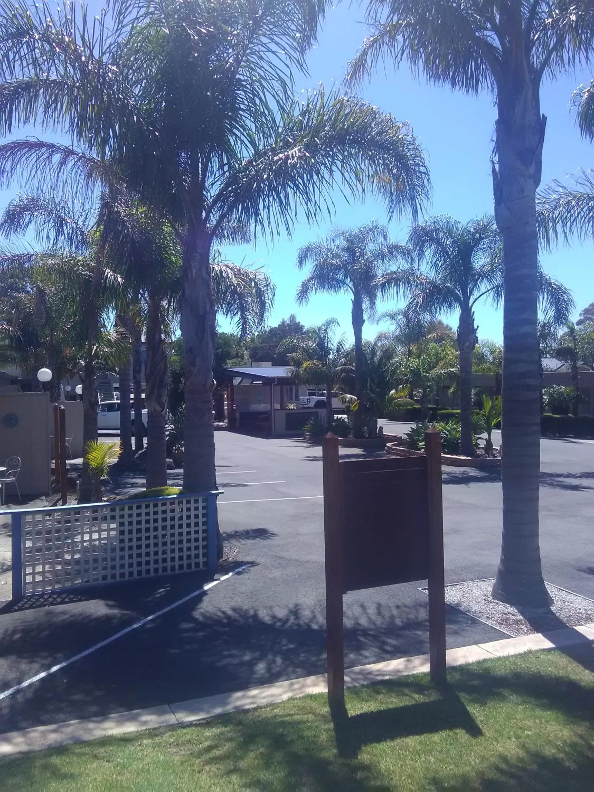 Property building in Seahorse Motel Cowes