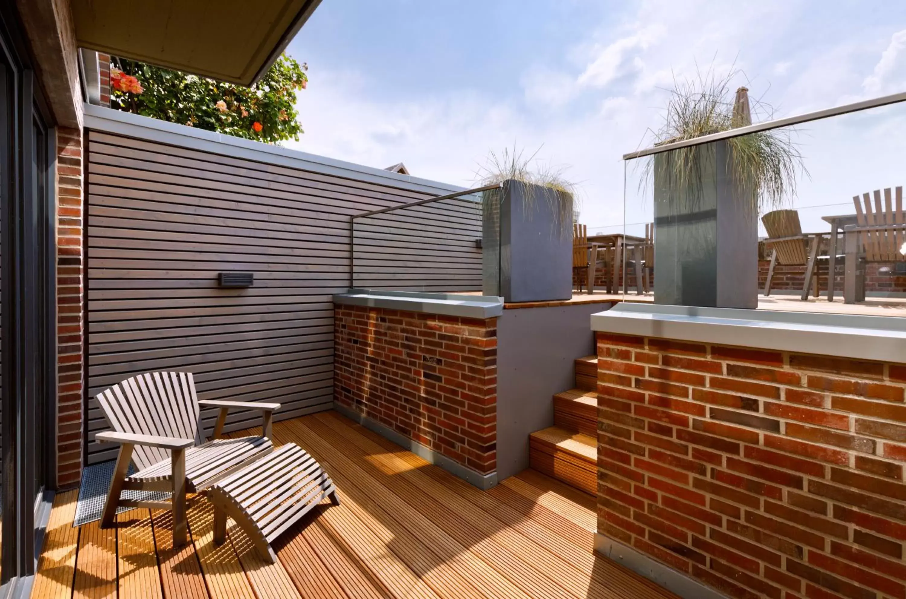 Double Room with Terrace - single occupancy in Logierhaus RheintorEins Double Room with Terrace - single occupancy in Logierhaus RheintorEins