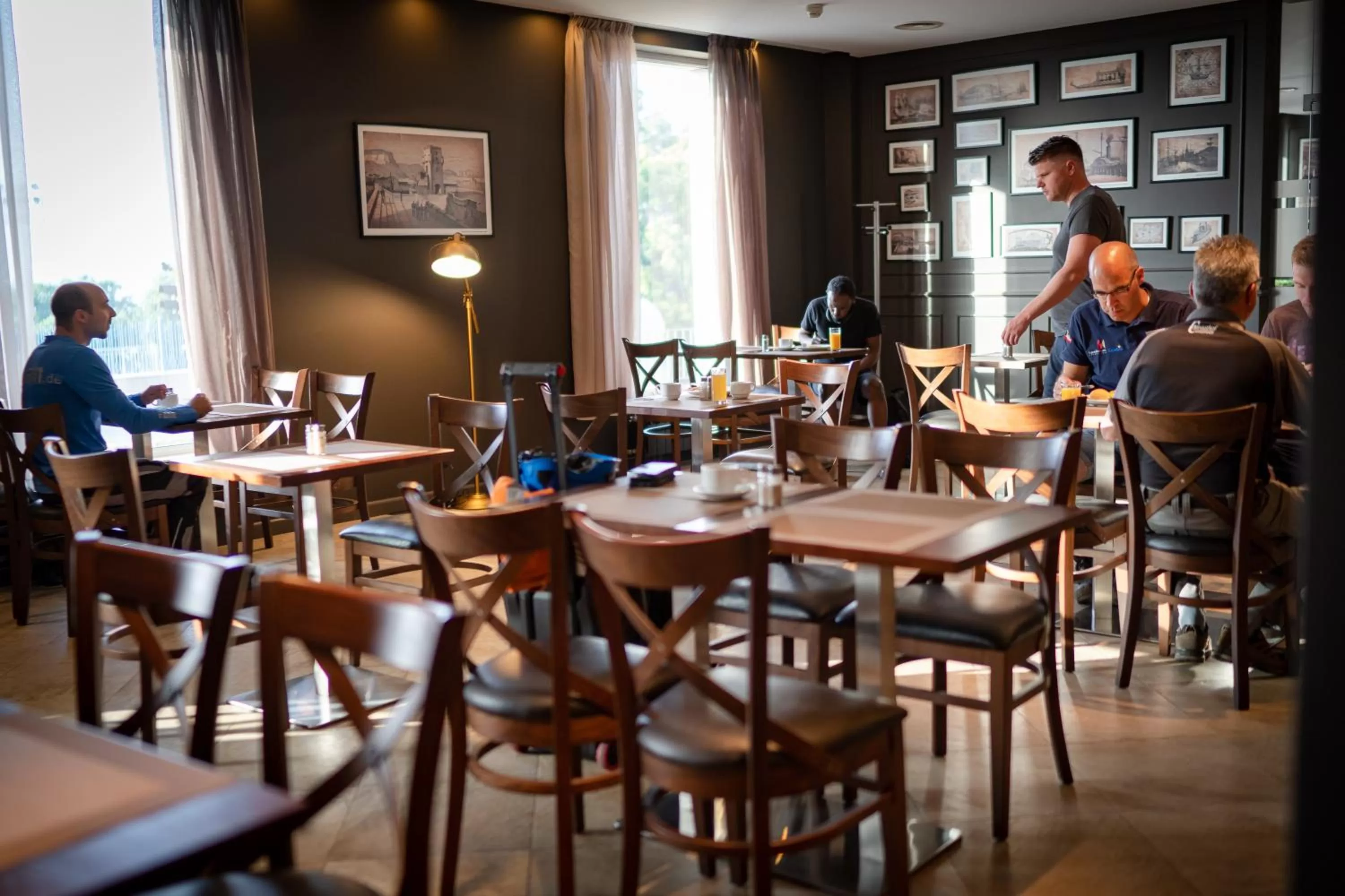 Panorama Hotel - Free EV Charging Station