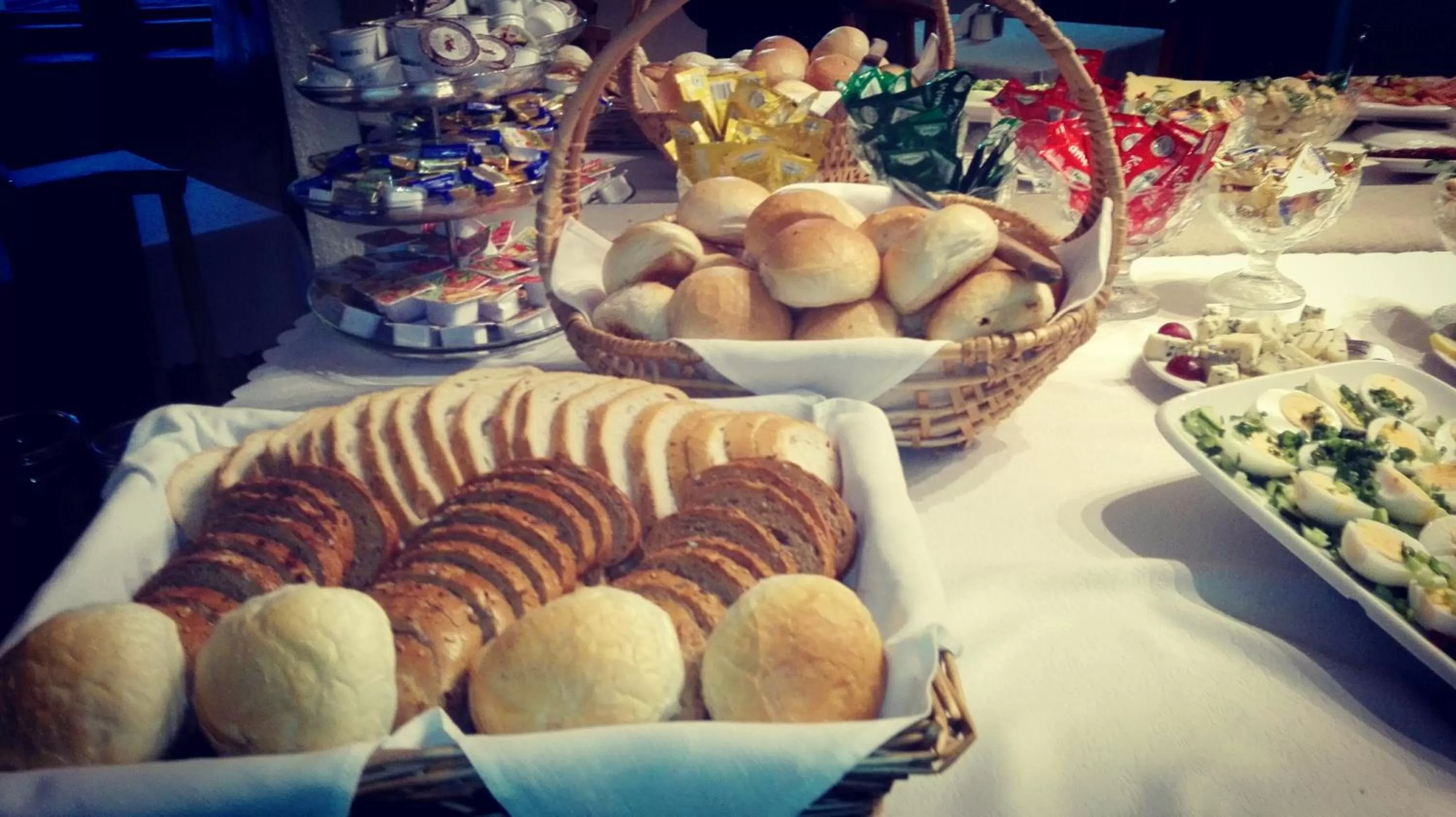 Buffet breakfast in Hotel Kolorowa